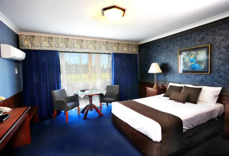 Standard Double Room in Clifton Motel & Grittleton Lodge Standard Double Room in Clifton Motel & Grittleton Lodge