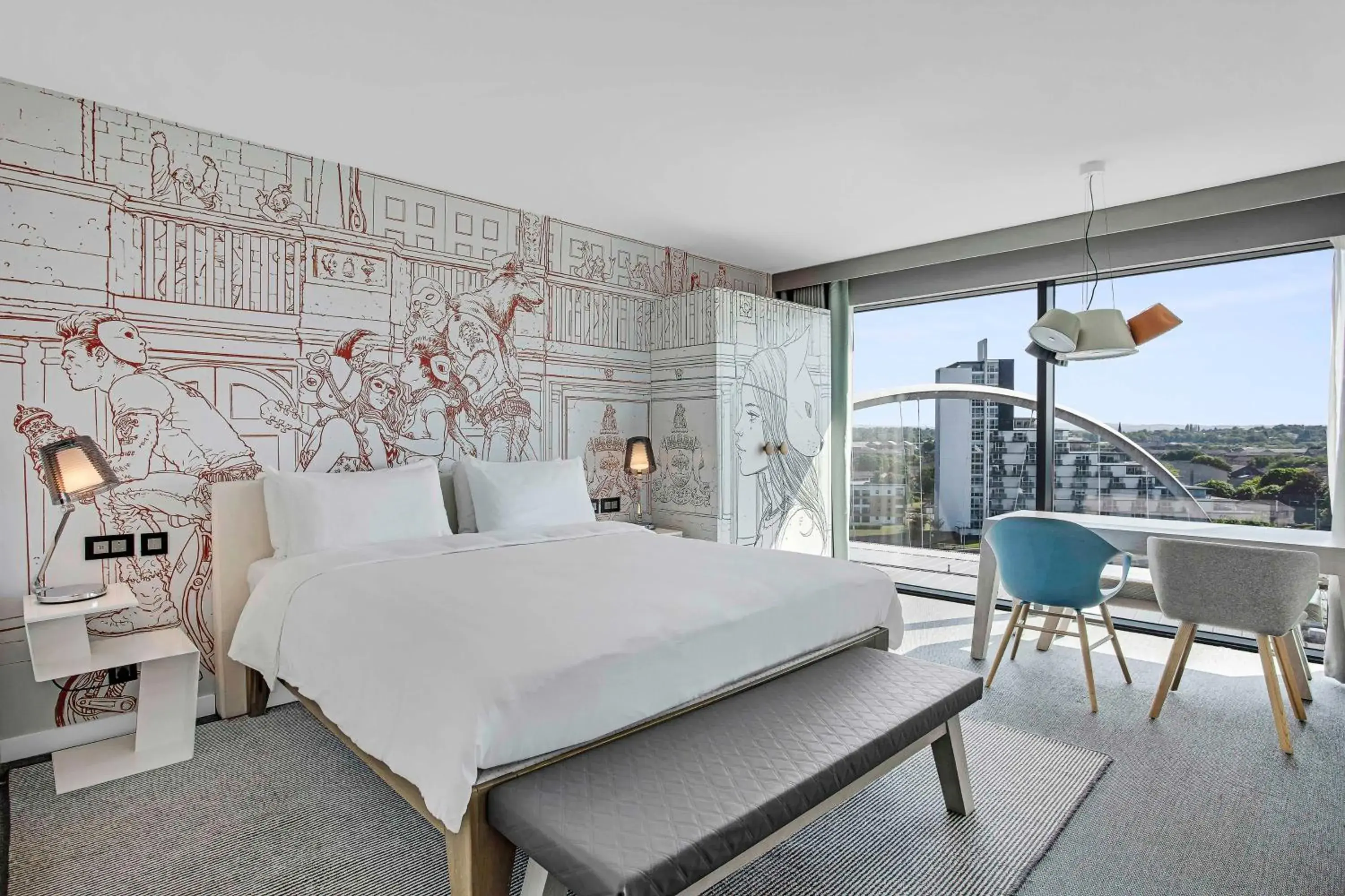 Superior Room with River view in Radisson RED Hotel, Glasgow Superior Room with River view in Radisson RED Hotel, Glasgow