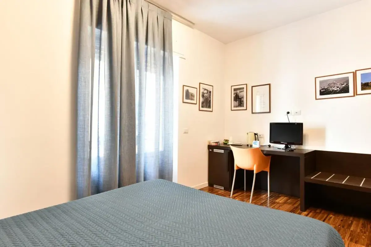 Double Room - single occupancy in Donna Eleonora Residence Double Room - single occupancy in Donna Eleonora Residence