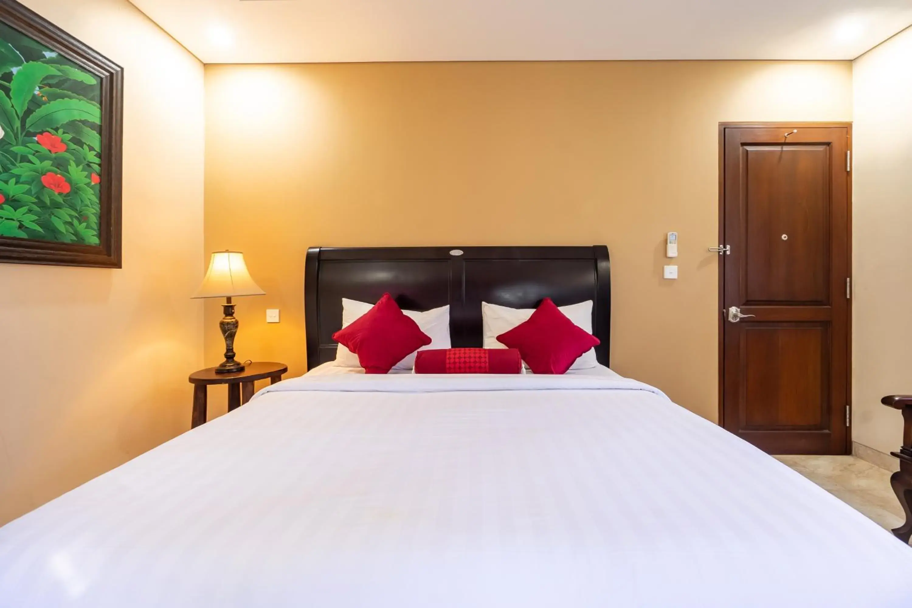 Double Room with Pool View in Kecik Inn Double Room with Pool View in Kecik Inn