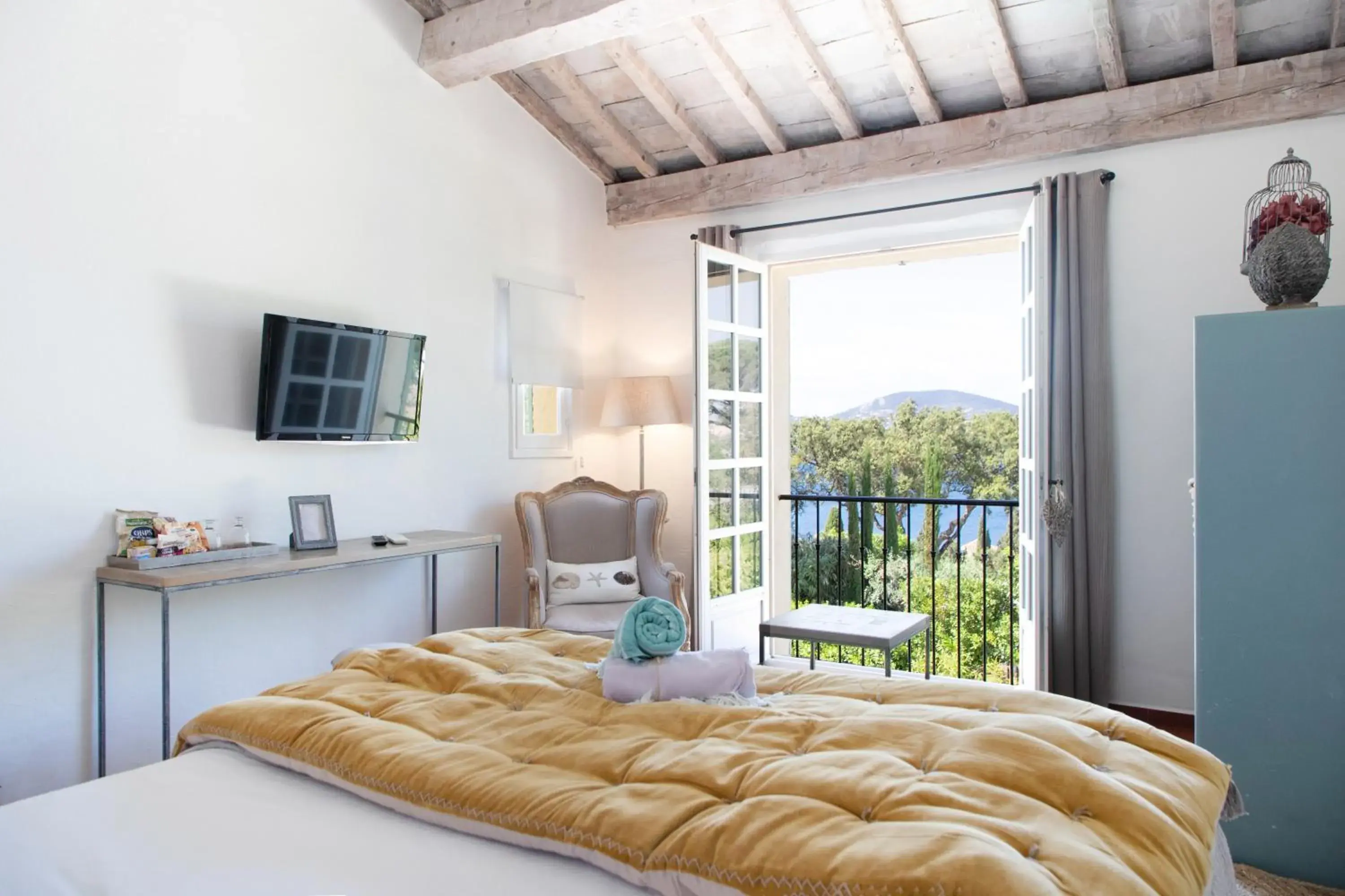 Deluxe Double Room in La Bastide d'Antoine Deluxe Double Room in La Bastide d'Antoine