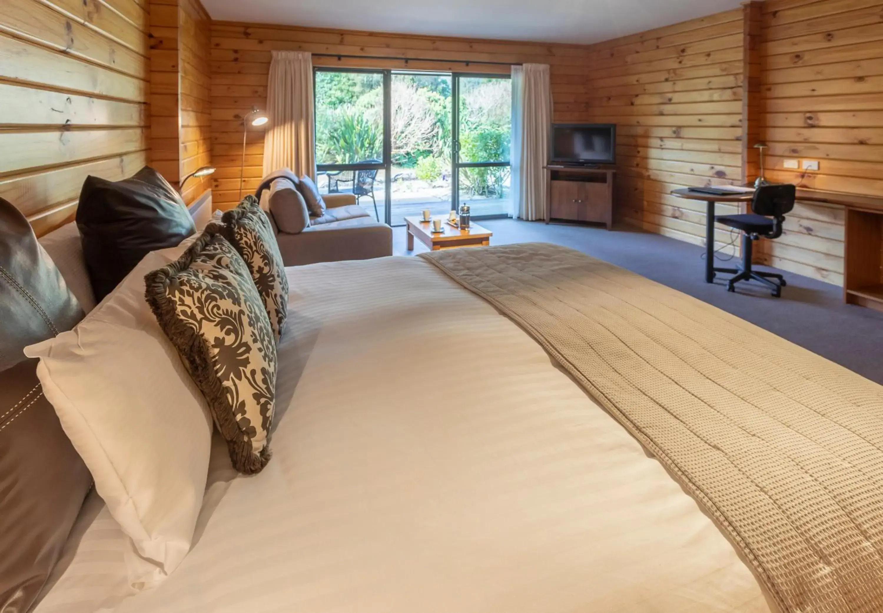 Coach House Suite in Westwood Lodge Coach House Suite in Westwood Lodge