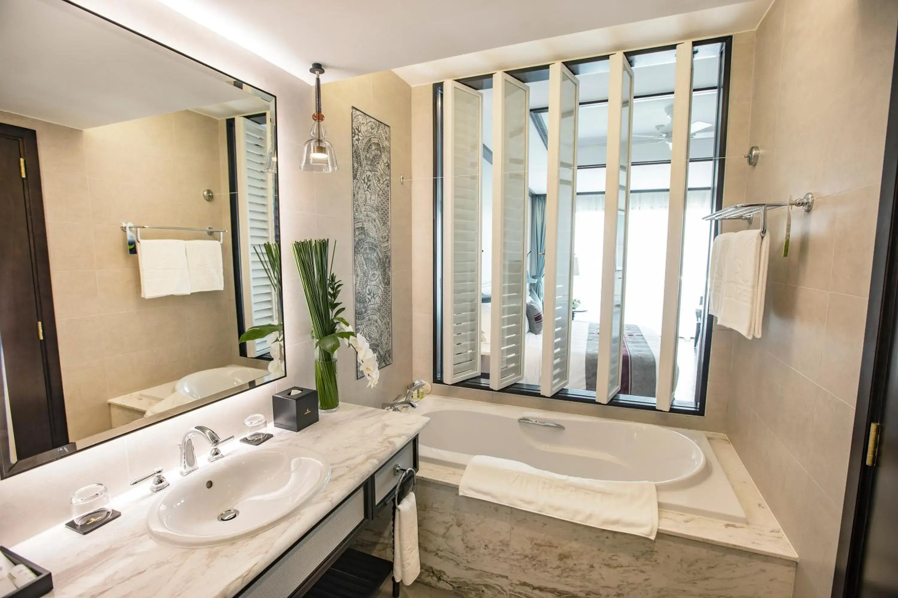 Deluxe Twin Room with Balcony and Ocean View in Vinpearl Resort & Golf Nam Hoi An Deluxe Twin Room with Balcony and Ocean View in Vinpearl Resort & Golf Nam Hoi An