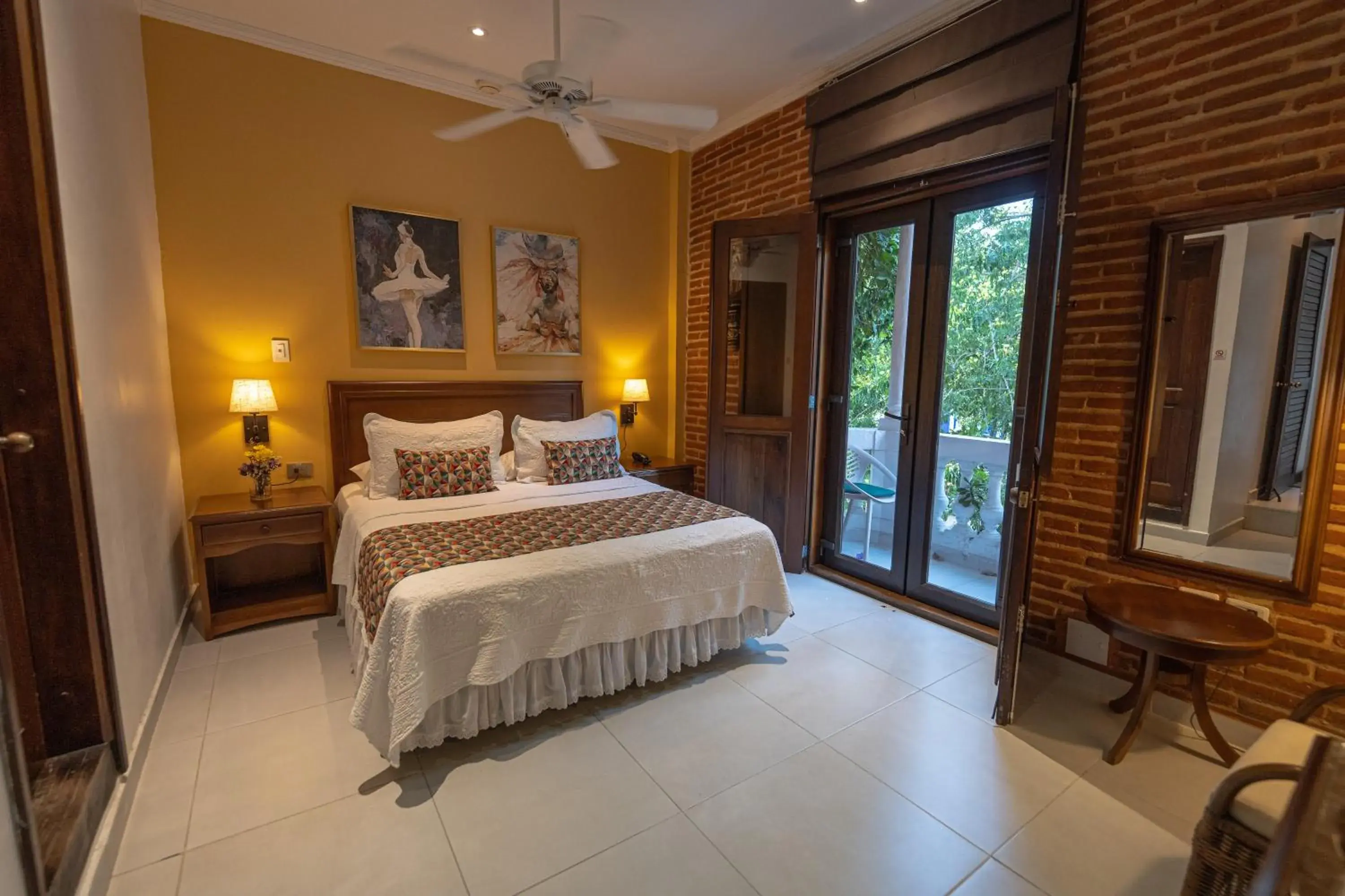 Superior Queen Room with Balcony in Hotel Casa La Fe Superior Queen Room with Balcony in Hotel Casa La Fe