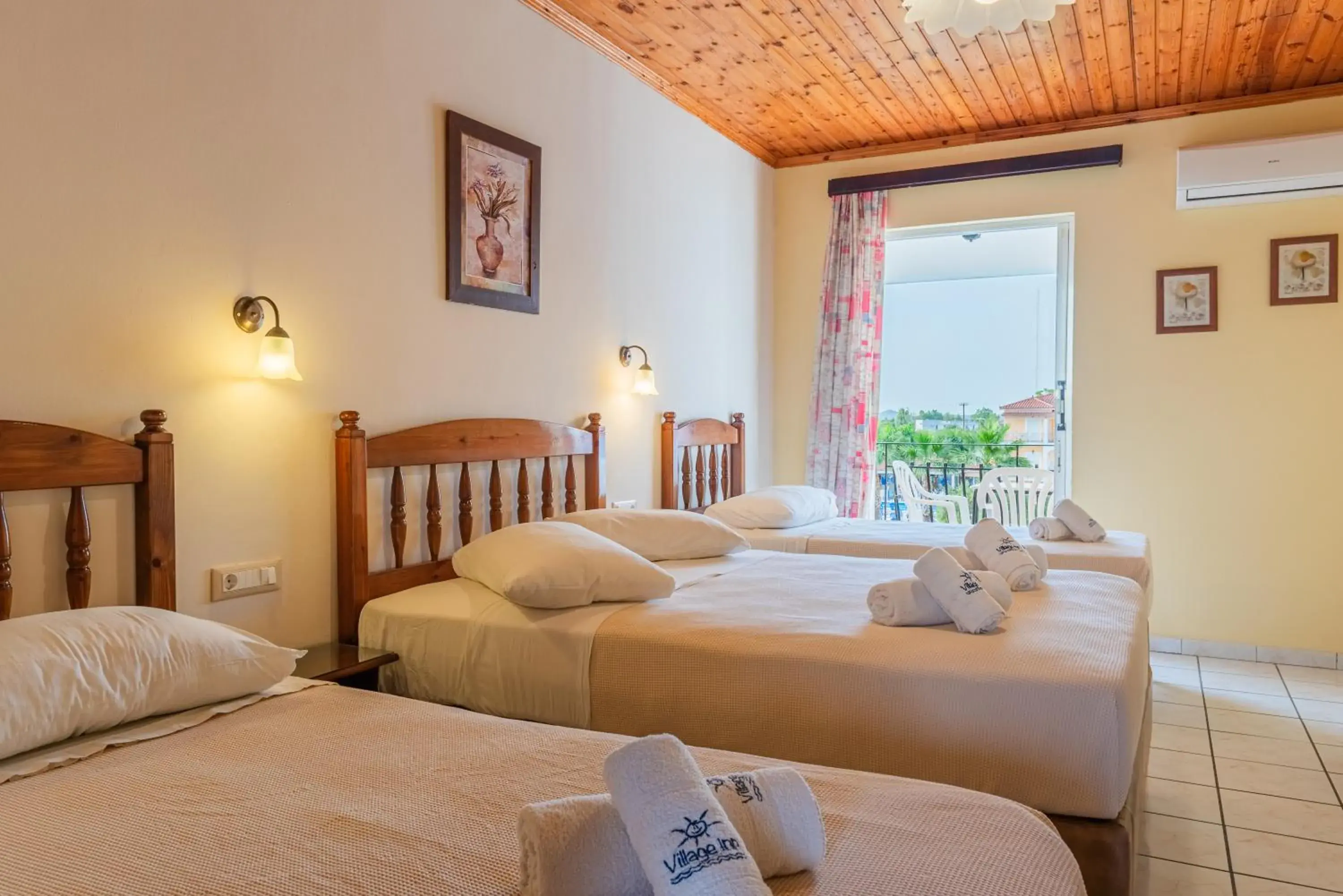 Quadruple Room in Village Inn Studios & Family Apartments Quadruple Room in Village Inn Studios & Family Apartments