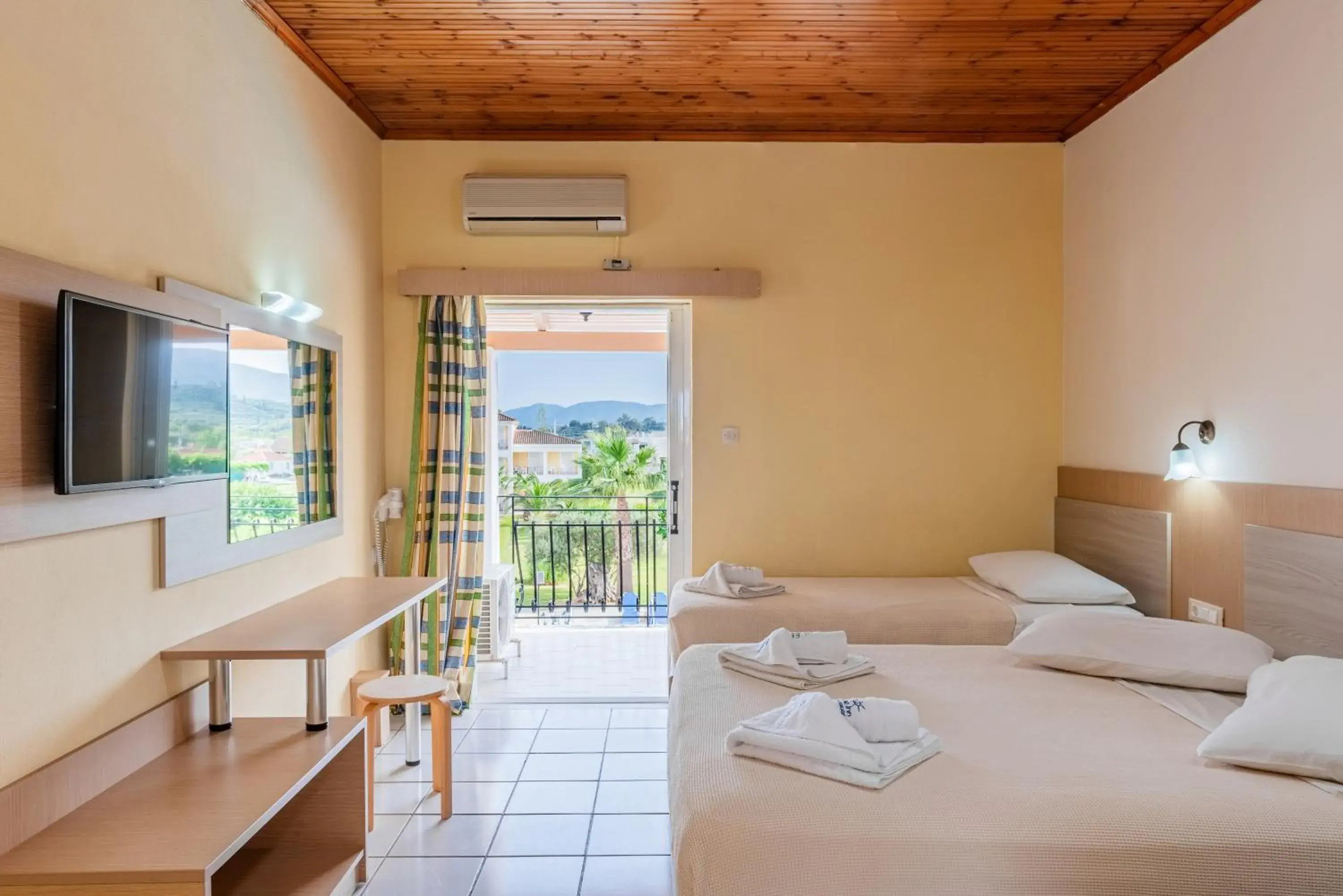 Studio (3 Adults) in Village Inn Studios & Family Apartments Studio (3 Adults) in Village Inn Studios & Family Apartments