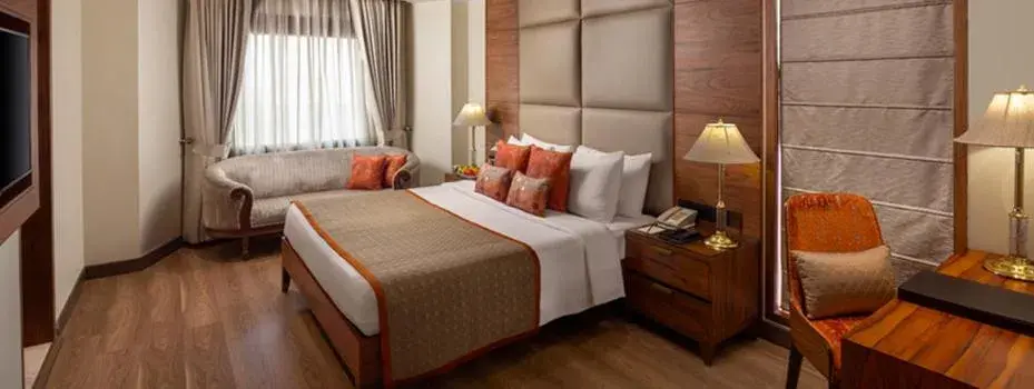 Executive Suite in Jaypee Vasant Continental Executive Suite in Jaypee Vasant Continental