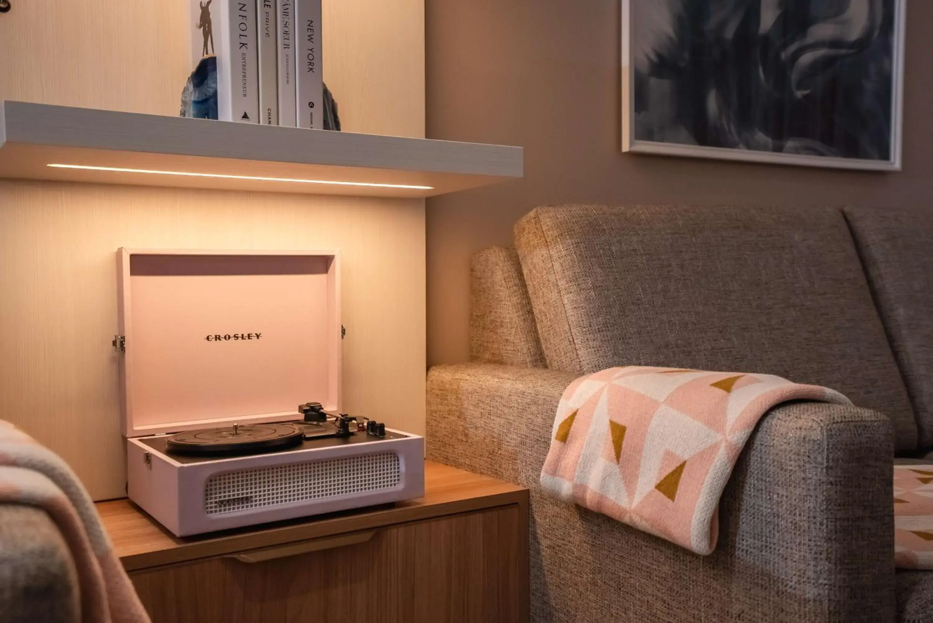 One-Bedroom King Suite - First Floor in The Bentley Hotel Southampton One-Bedroom King Suite - First Floor in The Bentley Hotel Southampton