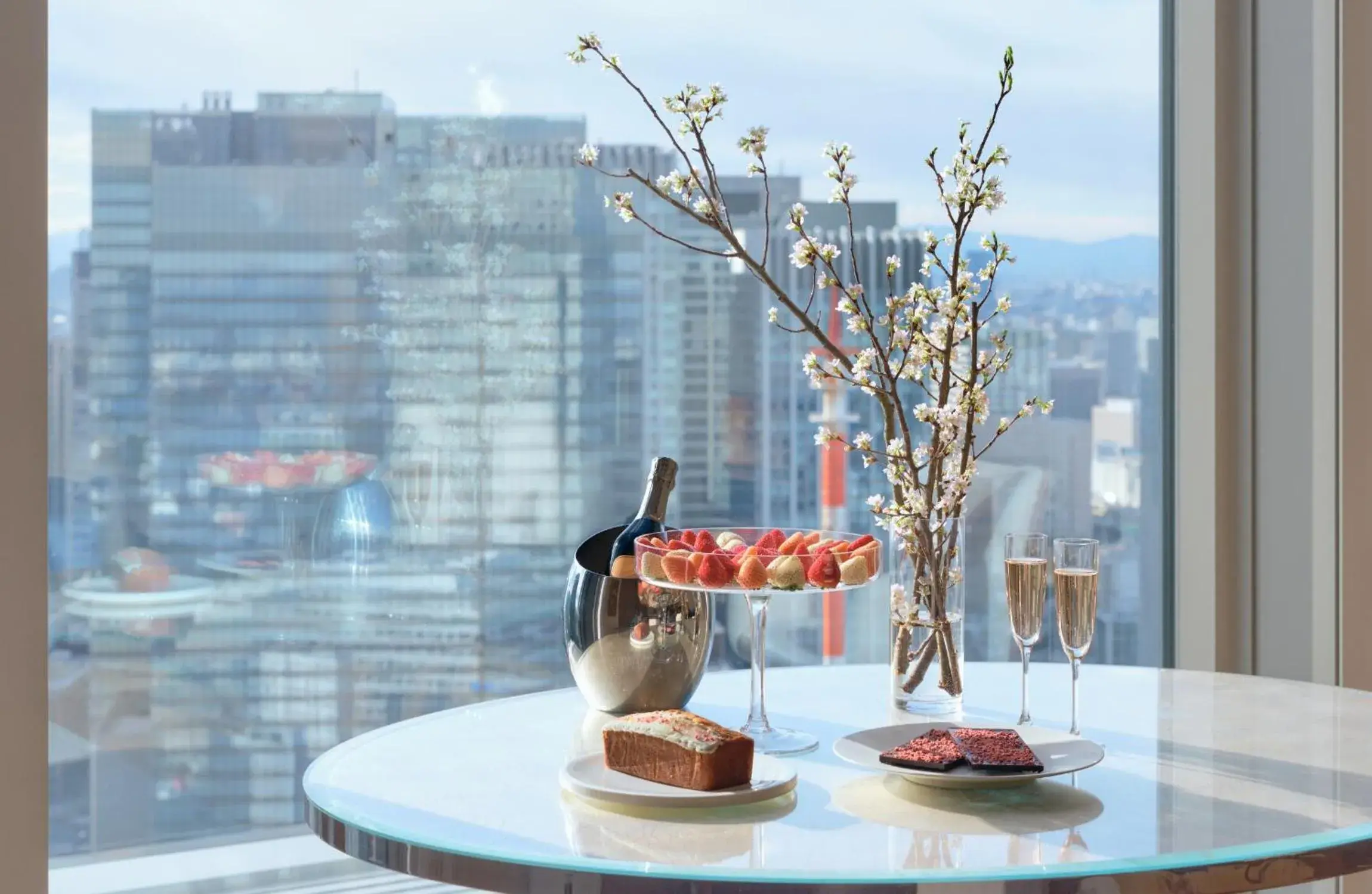 Premier Twin Suite in Mandarin Oriental, Tokyo Premier Twin Suite in Mandarin Oriental, Tokyo