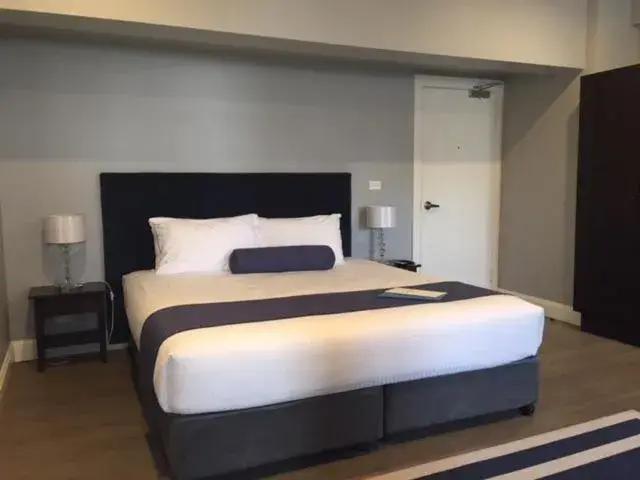 Deluxe King in Seabreeze Hotel Deluxe King in Seabreeze Hotel