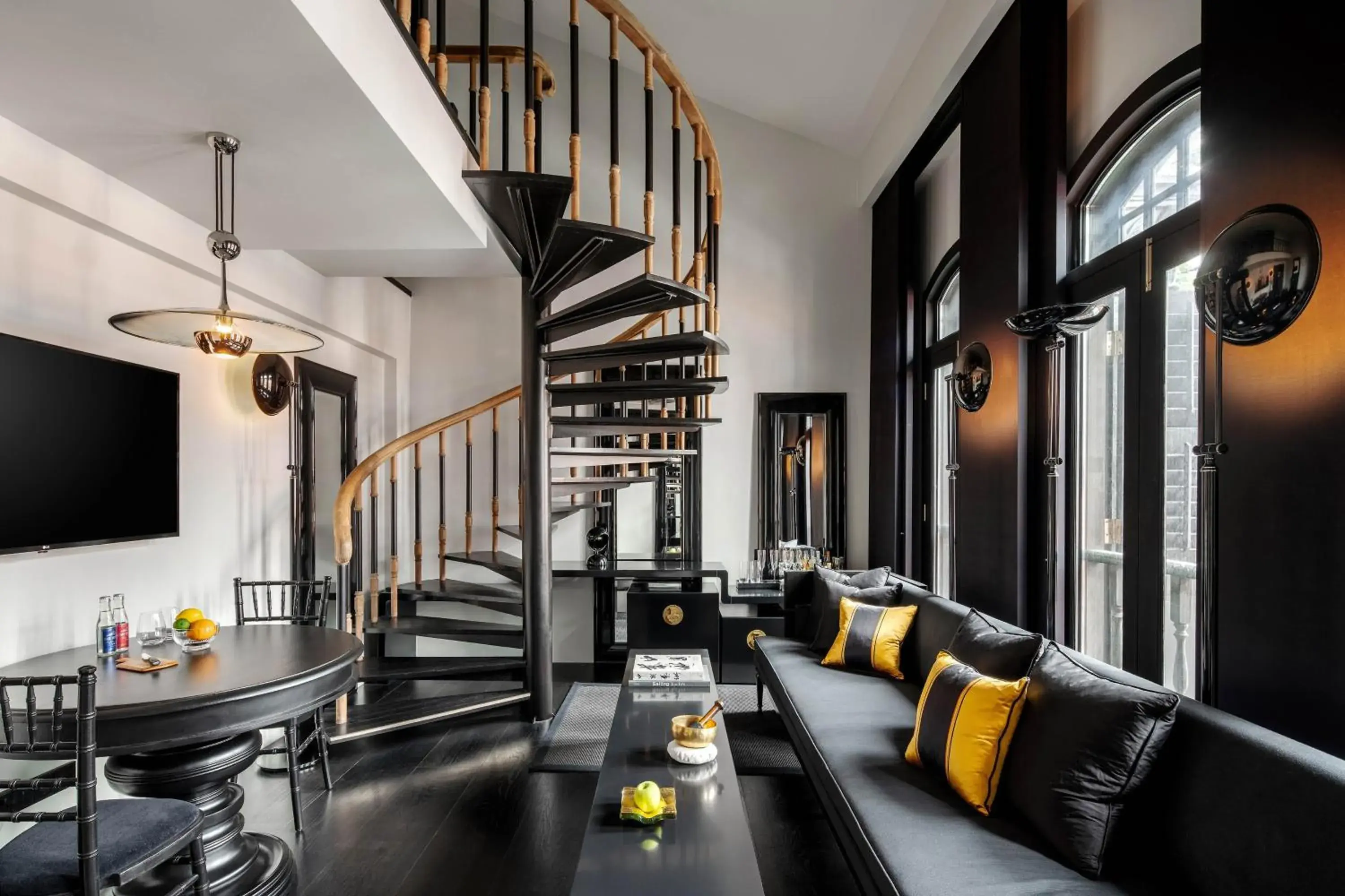 Duplex Club Suite, Club Lounge Access, Evening Cocktails, Appetizers, 1 King, City View in Duxton Reserve Singapore, Autograph Collection Duplex Club Suite, Club Lounge Access, Evening Cocktails, Appetizers, 1 King, City View in Duxton Reserve Singapore, Autograph Collection