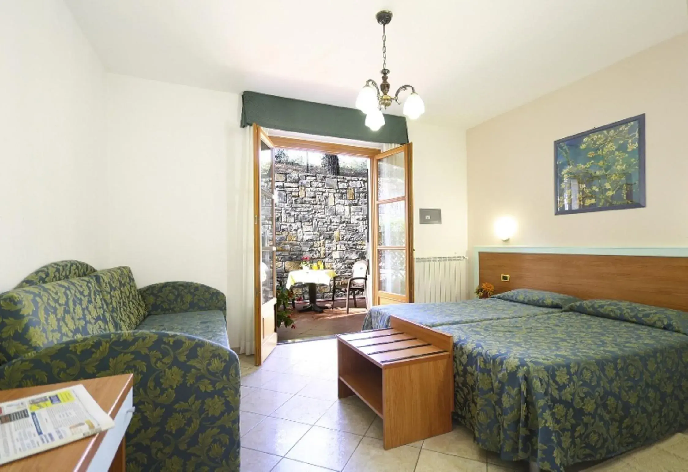 Family Double Room in Albergo Ristorante San Matteo Family Double Room in Albergo Ristorante San Matteo