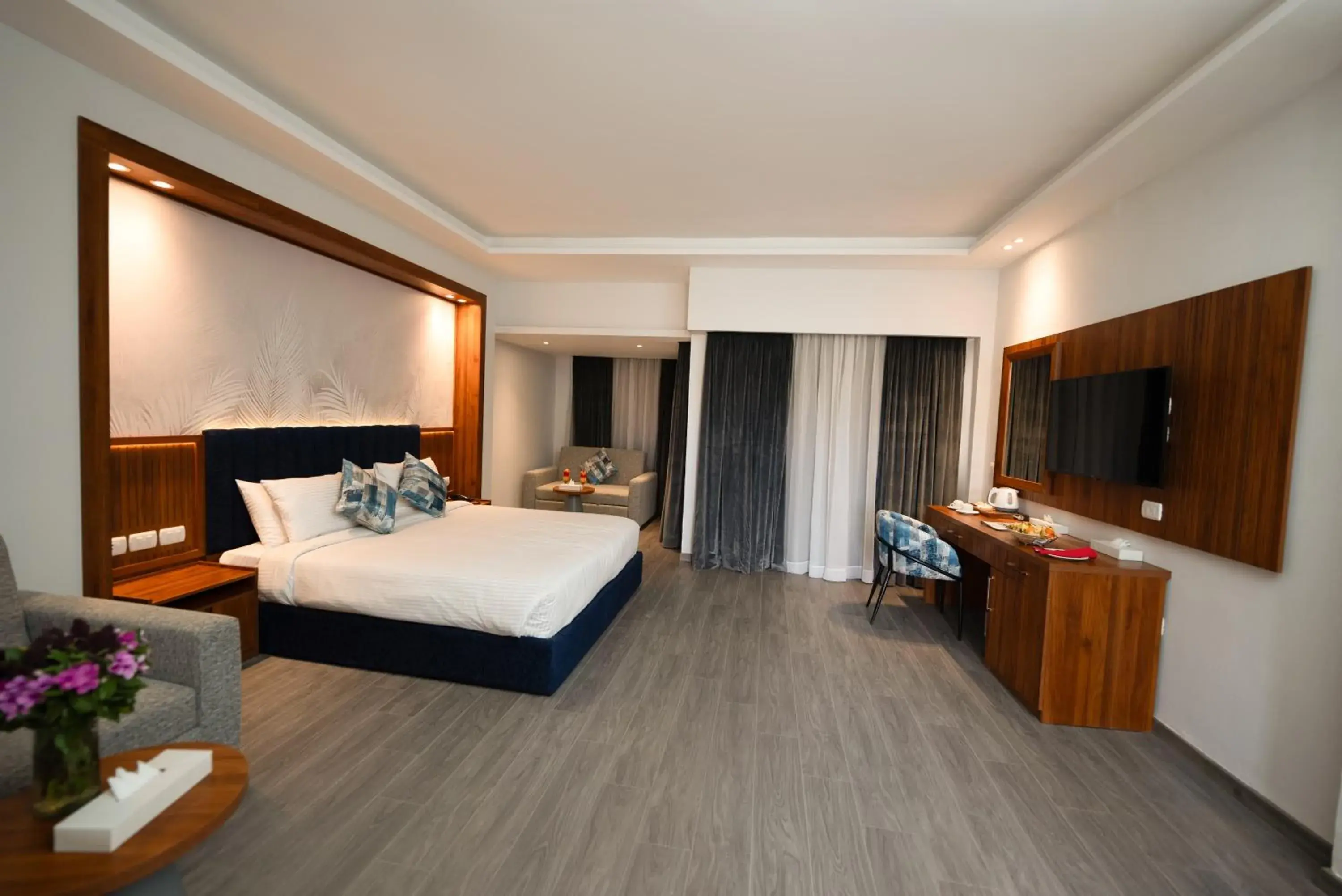 Superior Triple Room with Sea View in Golden Beach Resort Superior Triple Room with Sea View in Golden Beach Resort