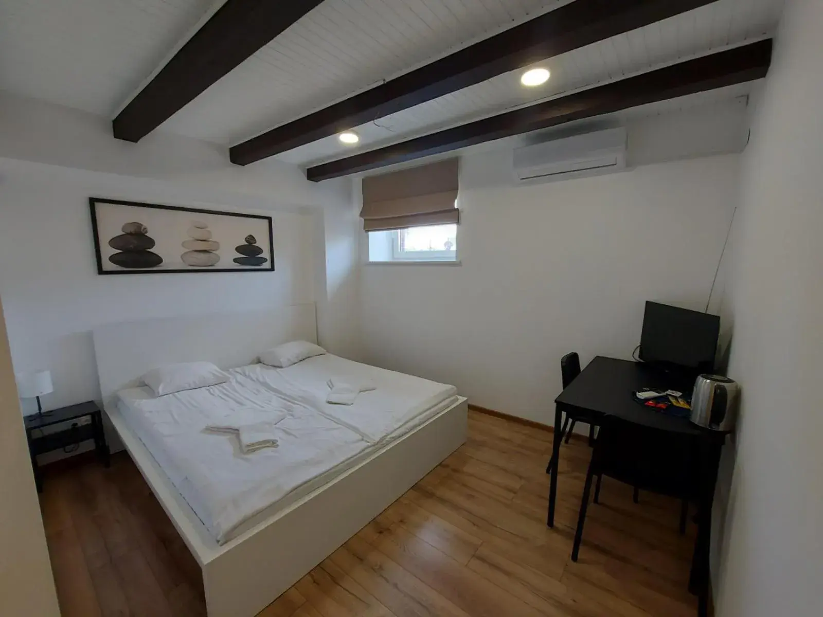 Double Room with Garden View in B&B Hotel Telsiai Double Room with Garden View in B&B Hotel Telsiai