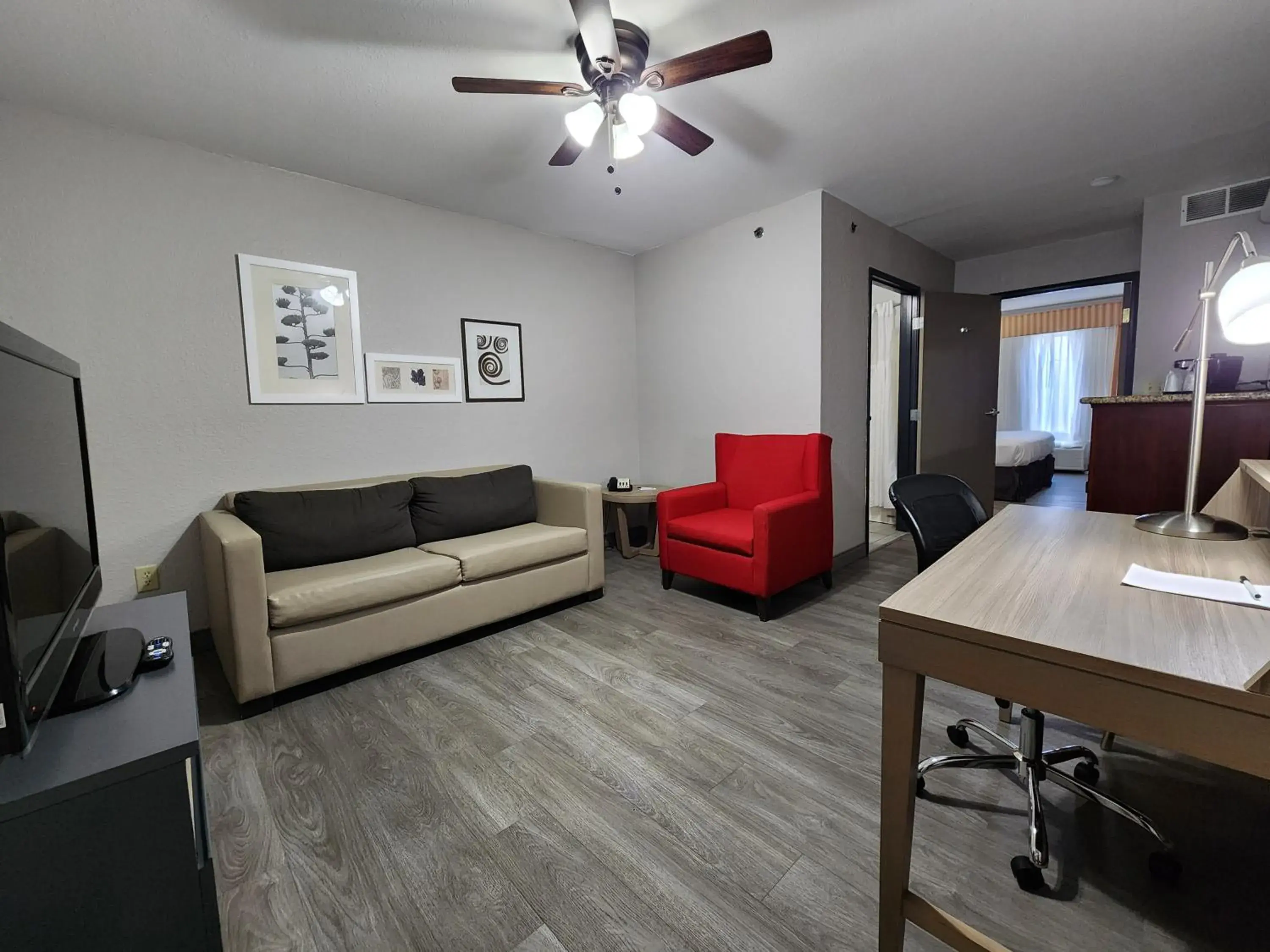 One-Bedroom King Suite - Non-Smoking in Country Inn & Suites by Radisson, Topeka West, KS One-Bedroom King Suite - Non-Smoking in Country Inn & Suites by Radisson, Topeka West, KS