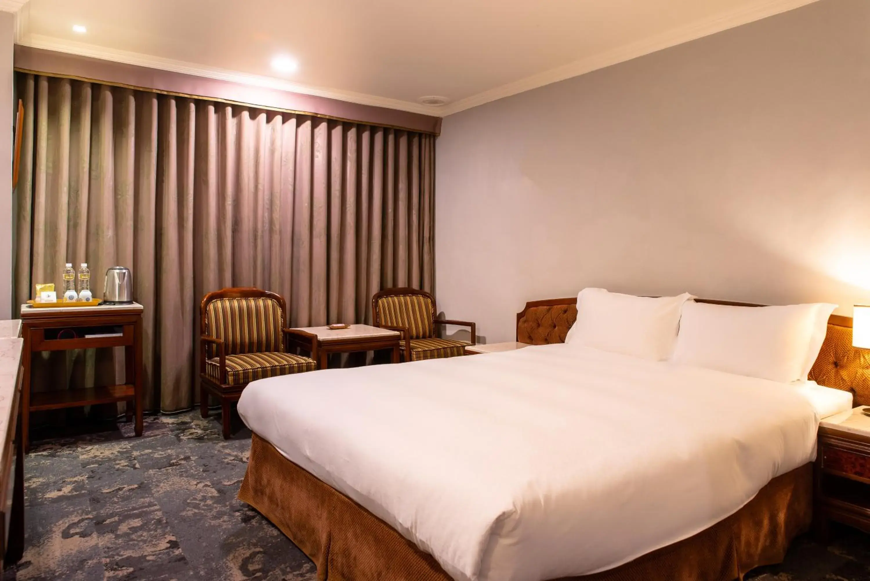 Standard Double Room in Chiayi King Hotel Standard Double Room in Chiayi King Hotel