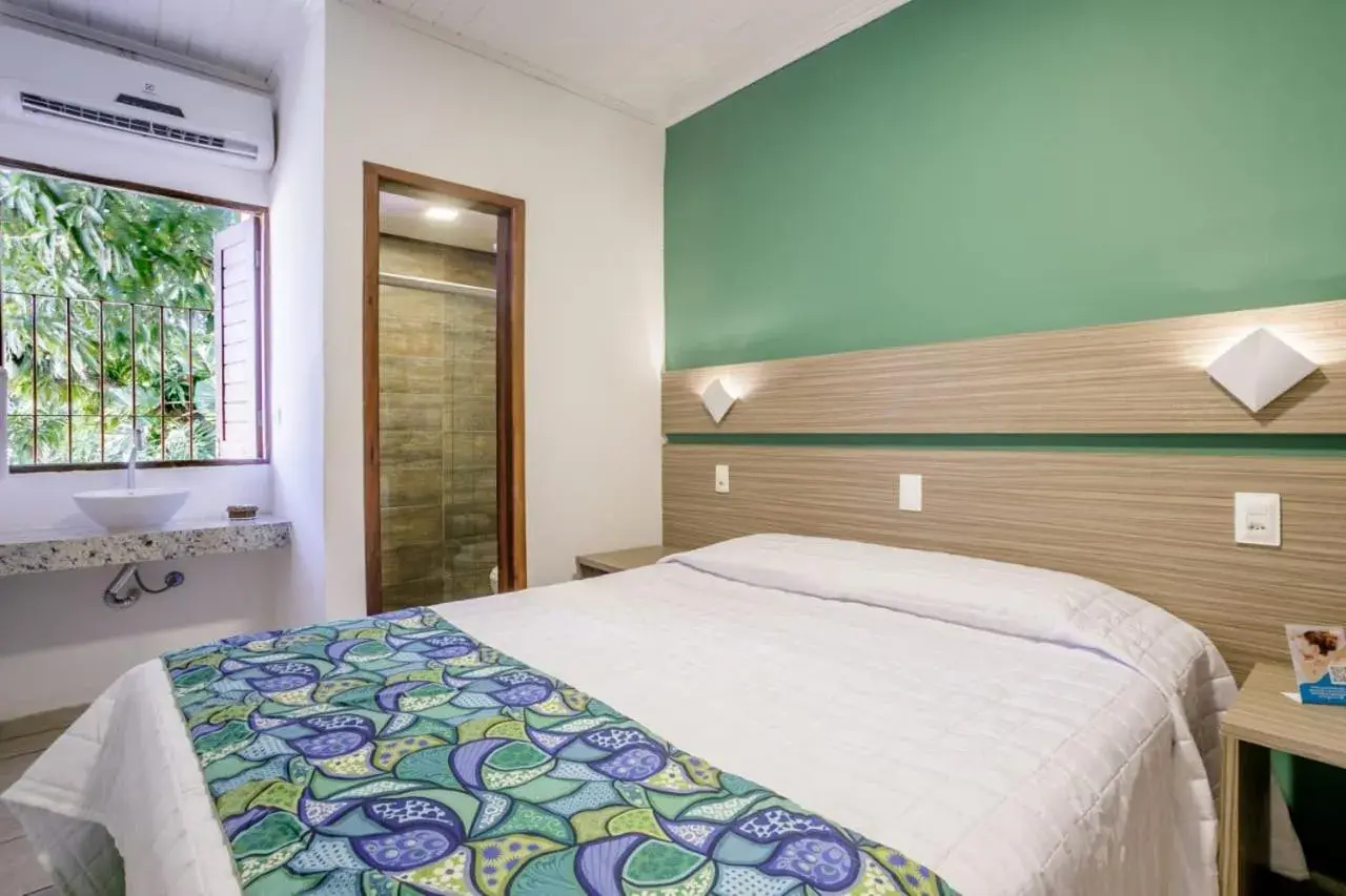 Economy Double Room in Pousada Casamar Economy Double Room in Pousada Casamar