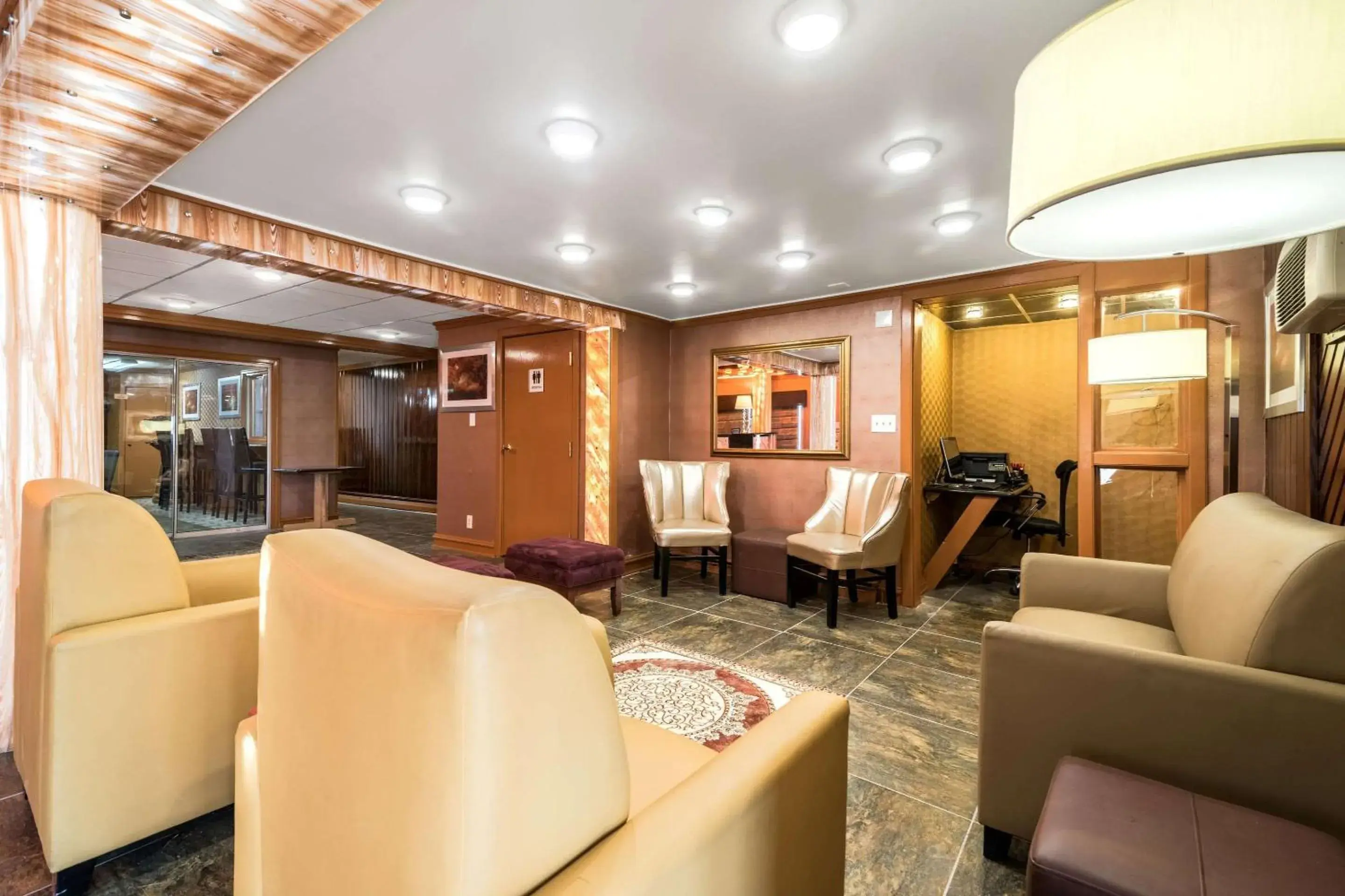 Lobby or reception, Lounge/Bar in Econo Lodge Rutland Lobby or reception, Lounge/Bar in Econo Lodge Rutland