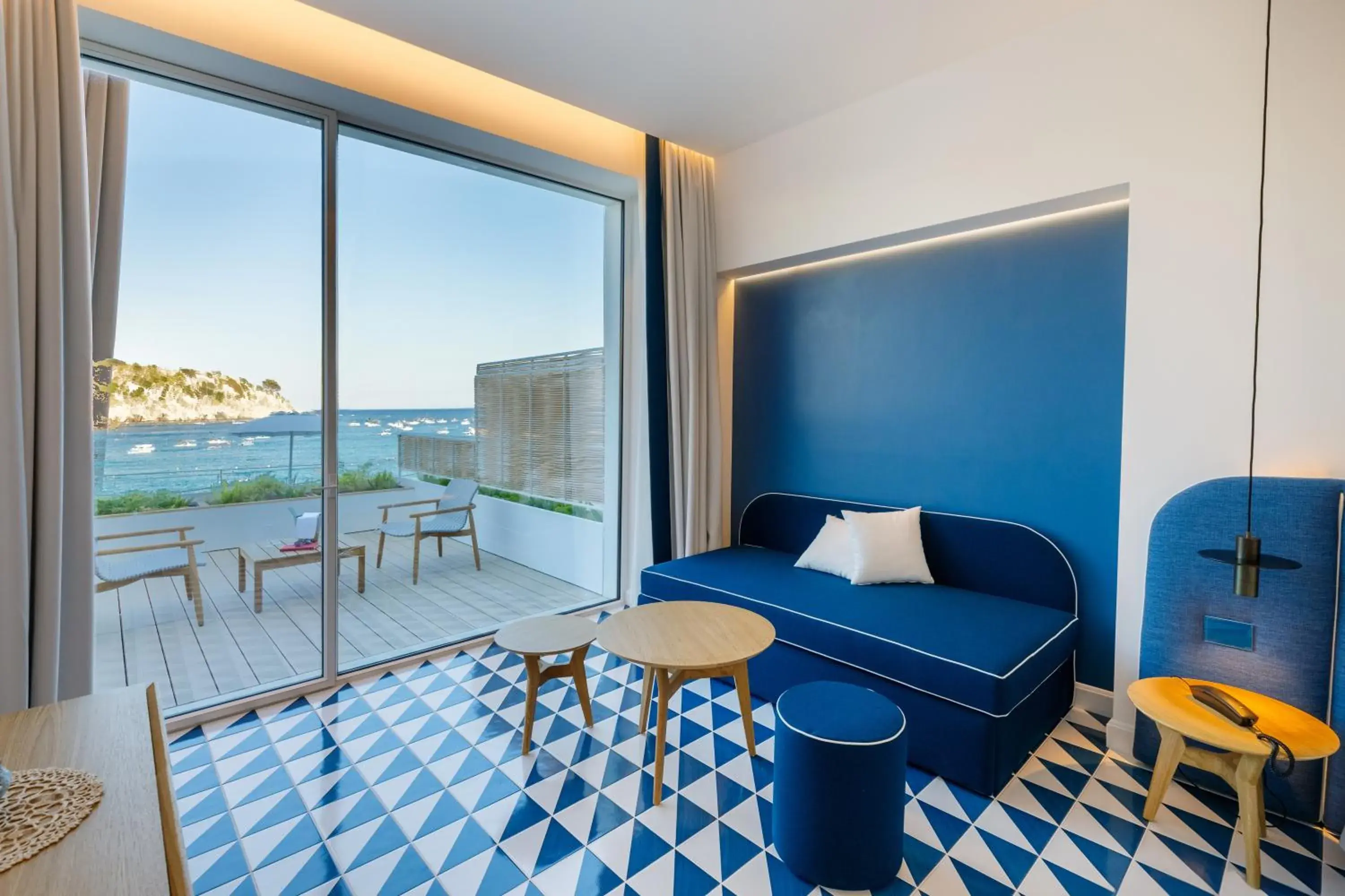 Family Suite in Hotel La Roccia Family Suite in Hotel La Roccia