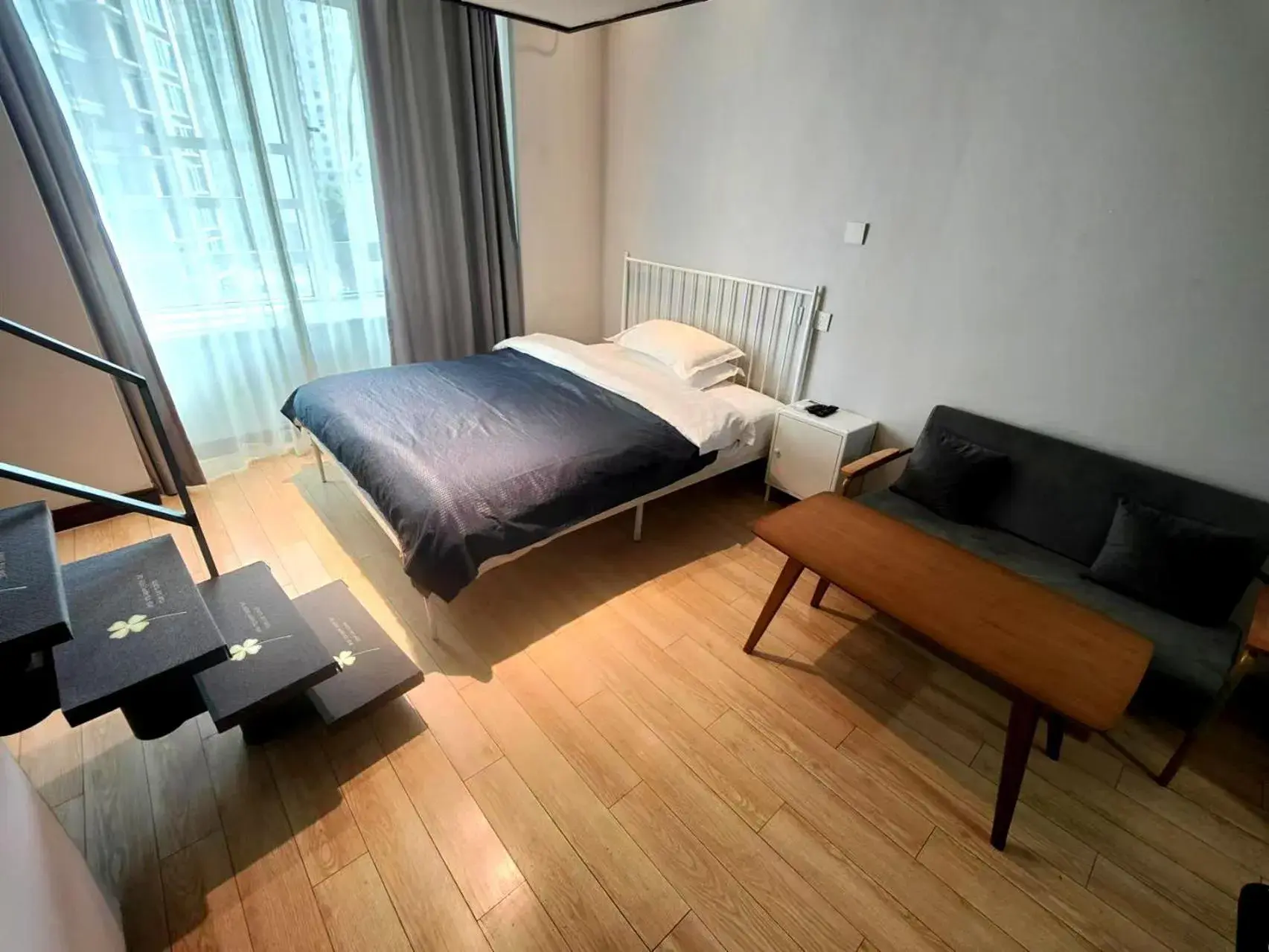 Duplex Apartment in Xinshikong Apartments- Abest Zhongshan Park No.1 Duplex Apartment in Xinshikong Apartments- Abest Zhongshan Park No.1