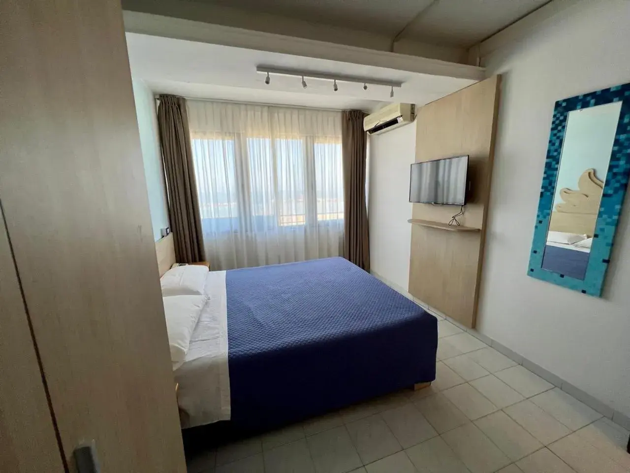 Small Double Room in Hotel Giorgetti Orange Small Double Room in Hotel Giorgetti Orange