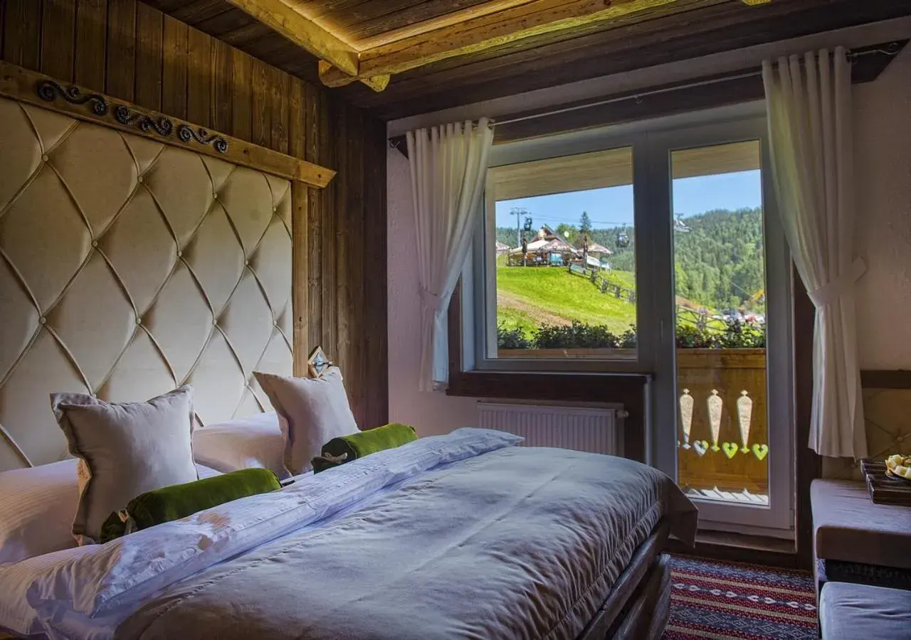 Standard Double Room with Balcony in Grand Hotel**** Bachledka Strachan Standard Double Room with Balcony in Grand Hotel**** Bachledka Strachan