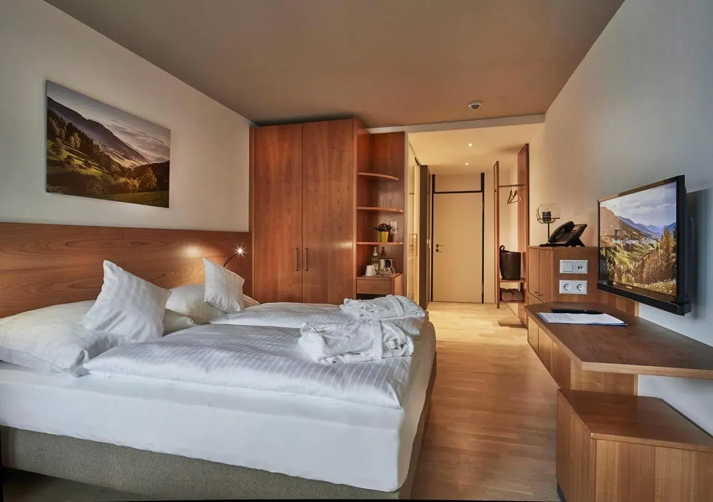 Single Room with Balcony - Eichenzimmer in ElzLand Hotel Pfauen WELLNESS & SPA Single Room with Balcony - Eichenzimmer in ElzLand Hotel Pfauen WELLNESS & SPA