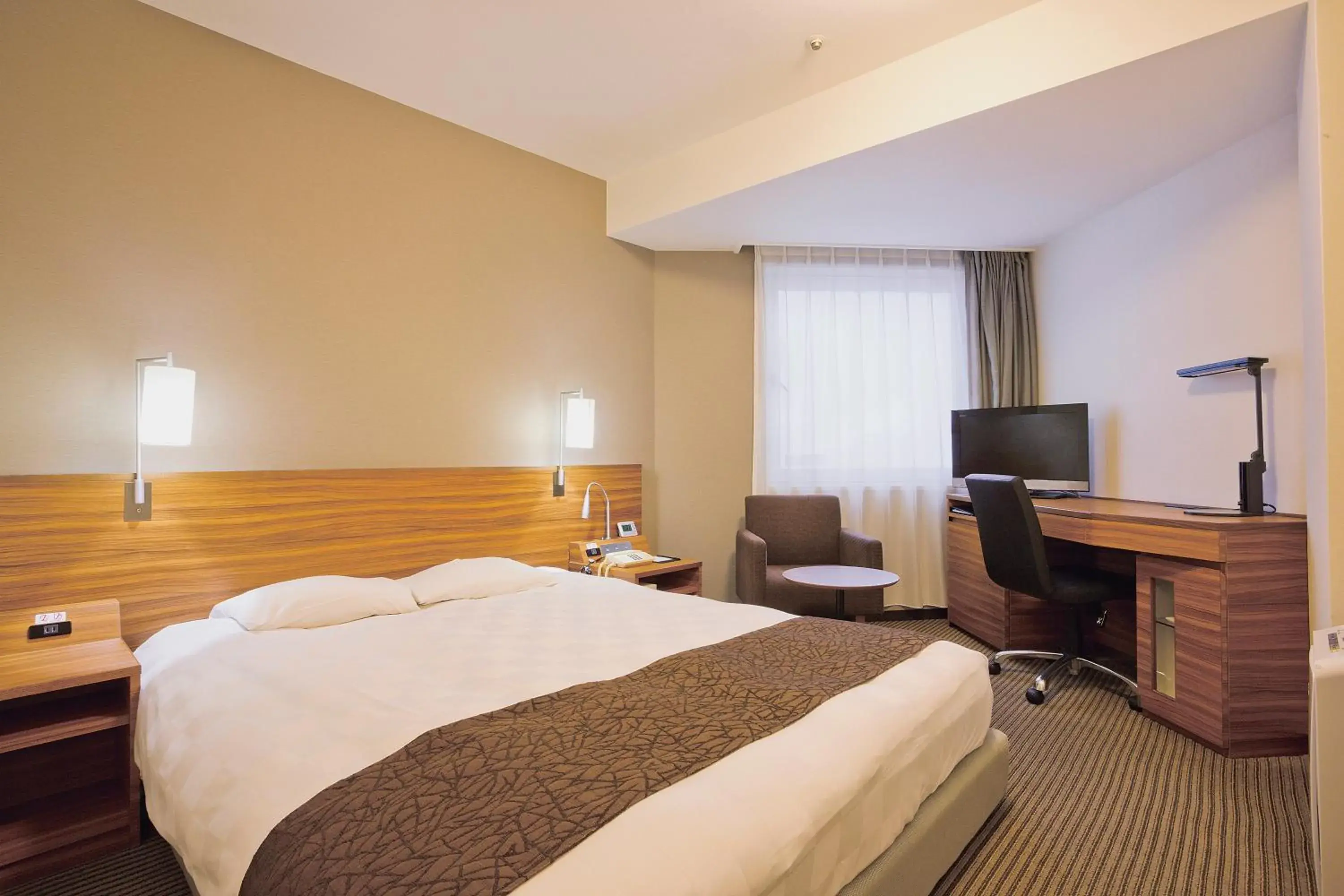 Standard Double Room with No View - Non-Smoking in Kichijoji Tokyu REI Hotel Standard Double Room with No View - Non-Smoking in Kichijoji Tokyu REI Hotel