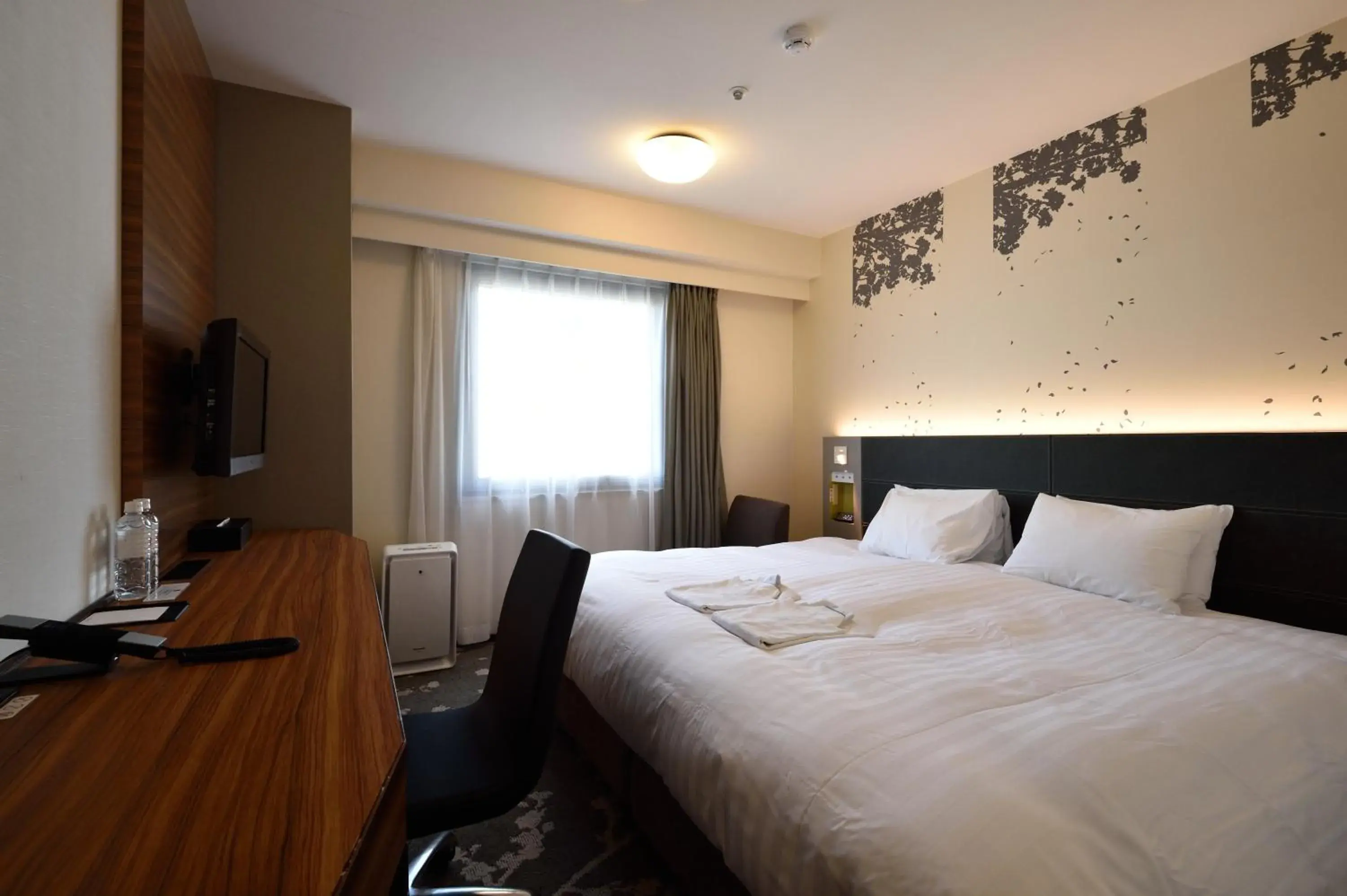 Superior Double Room - single occupancy - Non-Smoking in Kichijoji Tokyu REI Hotel Superior Double Room - single occupancy - Non-Smoking in Kichijoji Tokyu REI Hotel