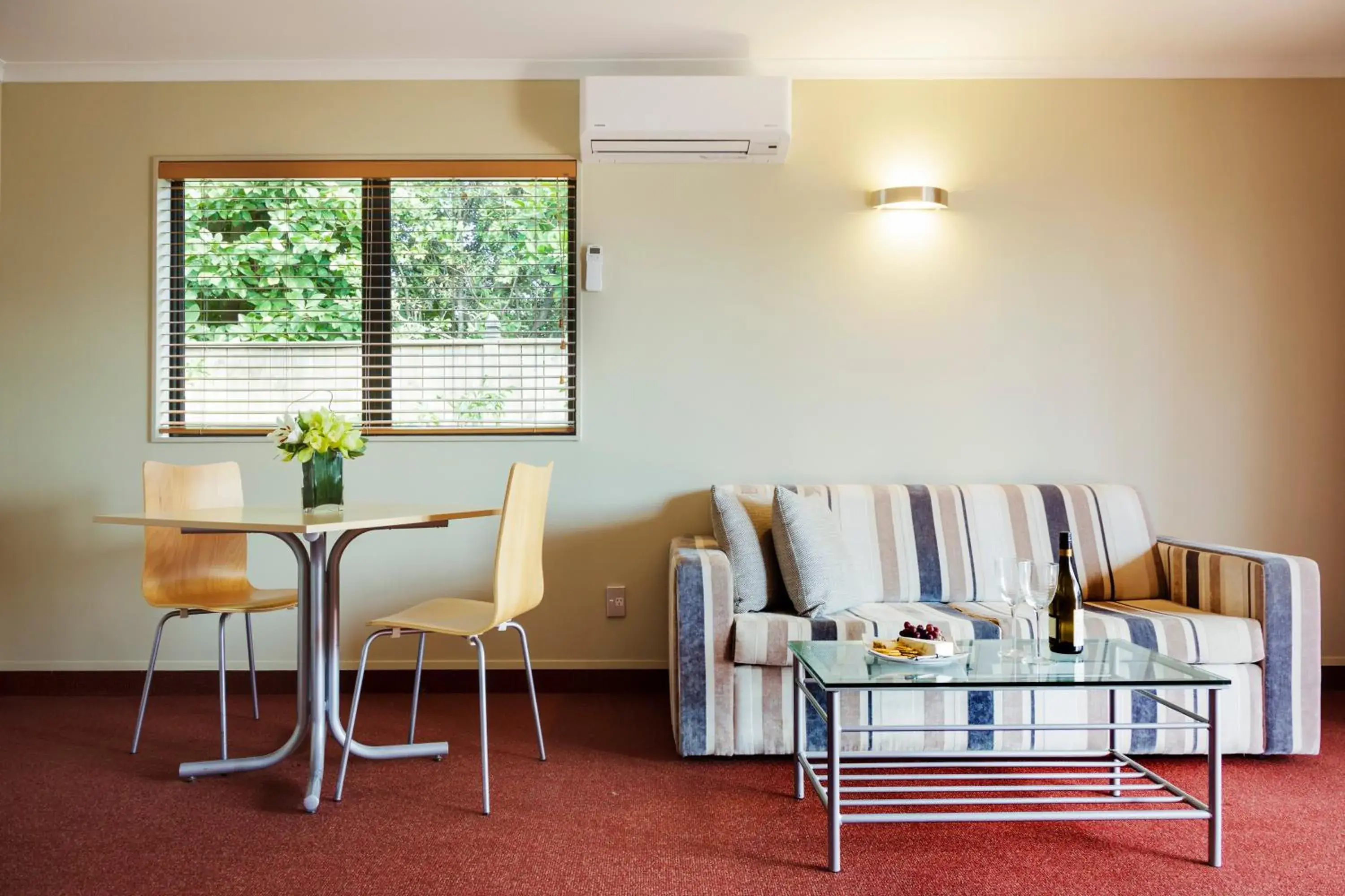 Premier One-Bedroom Apartment in Fairley Motor Lodge Premier One-Bedroom Apartment in Fairley Motor Lodge