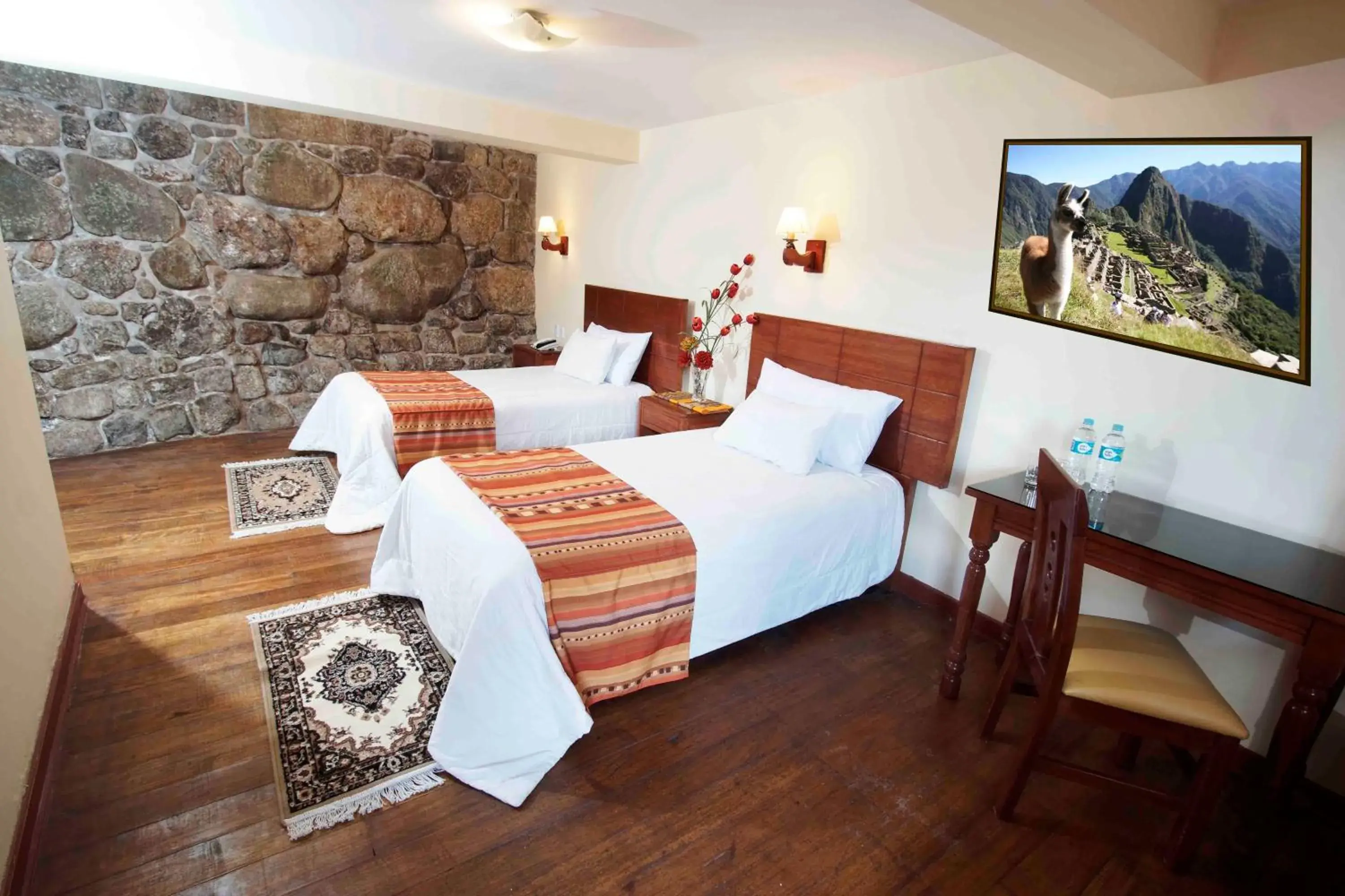 Twin Room with Bath in Siete Ventanas Twin Room with Bath in Siete Ventanas