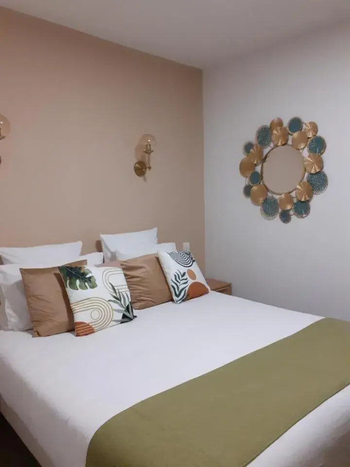 Double Room in Golf Resort de Digne-les-bains by Adonis Double Room in Golf Resort de Digne-les-bains by Adonis