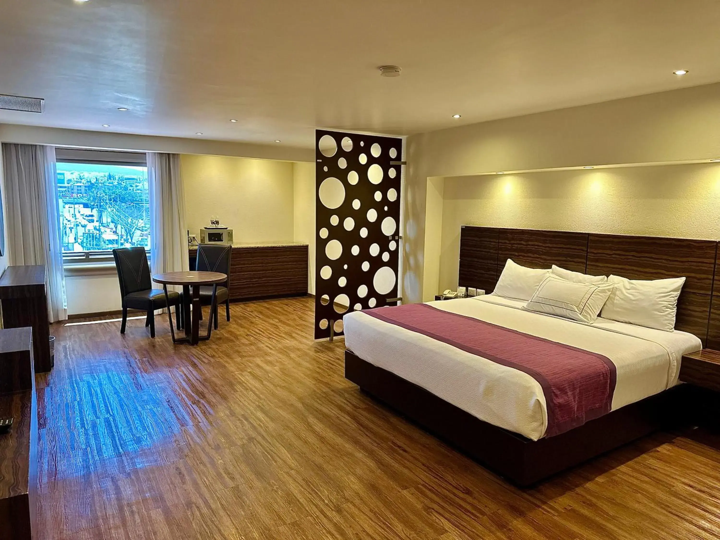 Deluxe King Suite in Hotel Mirage - Centro Histórico de Querétaro Deluxe King Suite in Hotel Mirage - Centro Histórico de Querétaro