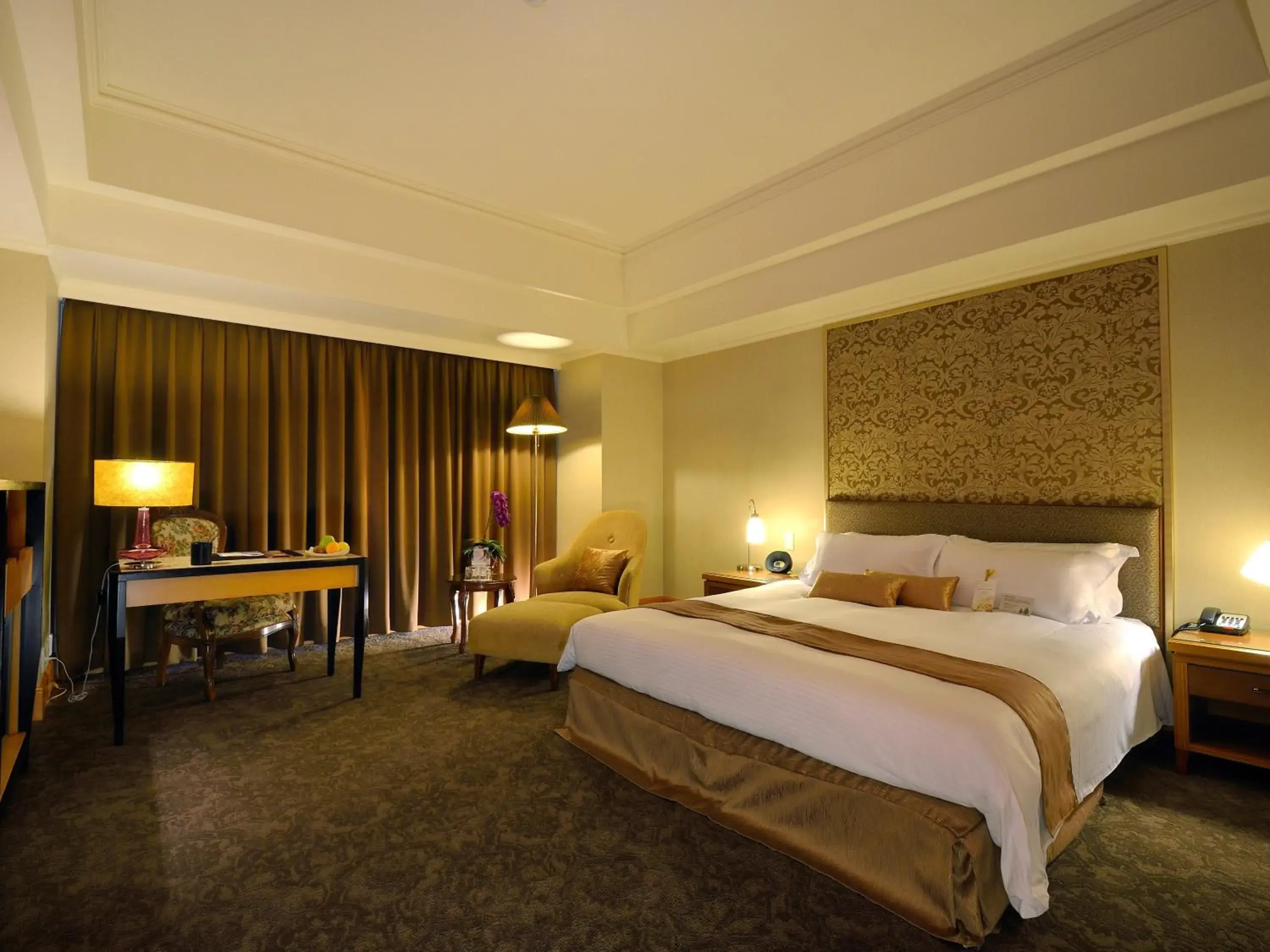 Premier Quadruple Room in THE LEES Hotel Premier Quadruple Room in THE LEES Hotel