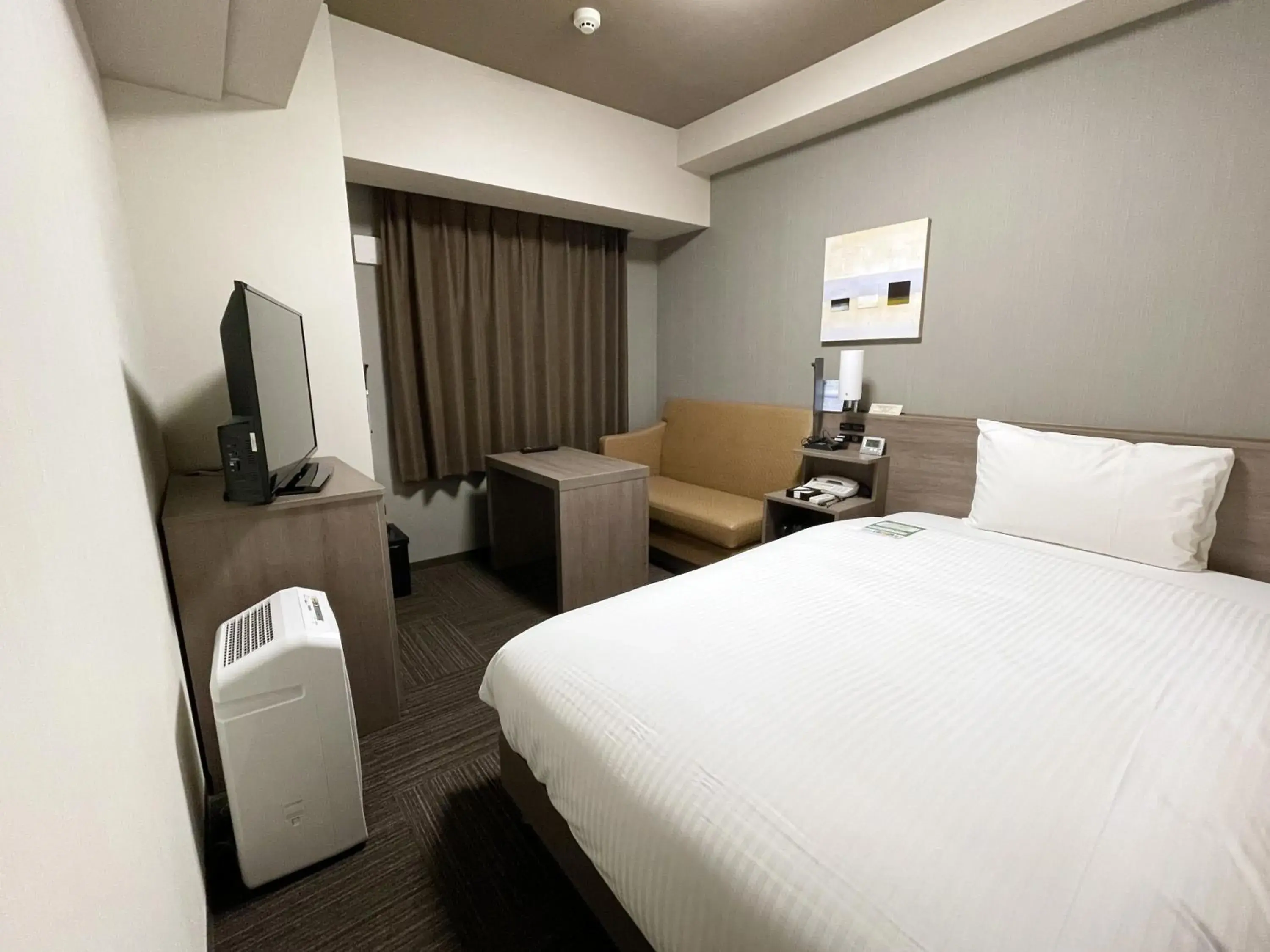 Superior Single Room - single occupancy - Non-Smoking in HOTEL ROUTE-INN Osaka Takaishi -Hagoromo Ekimae- Superior Single Room - single occupancy - Non-Smoking in HOTEL ROUTE-INN Osaka Takaishi -Hagoromo Ekimae-