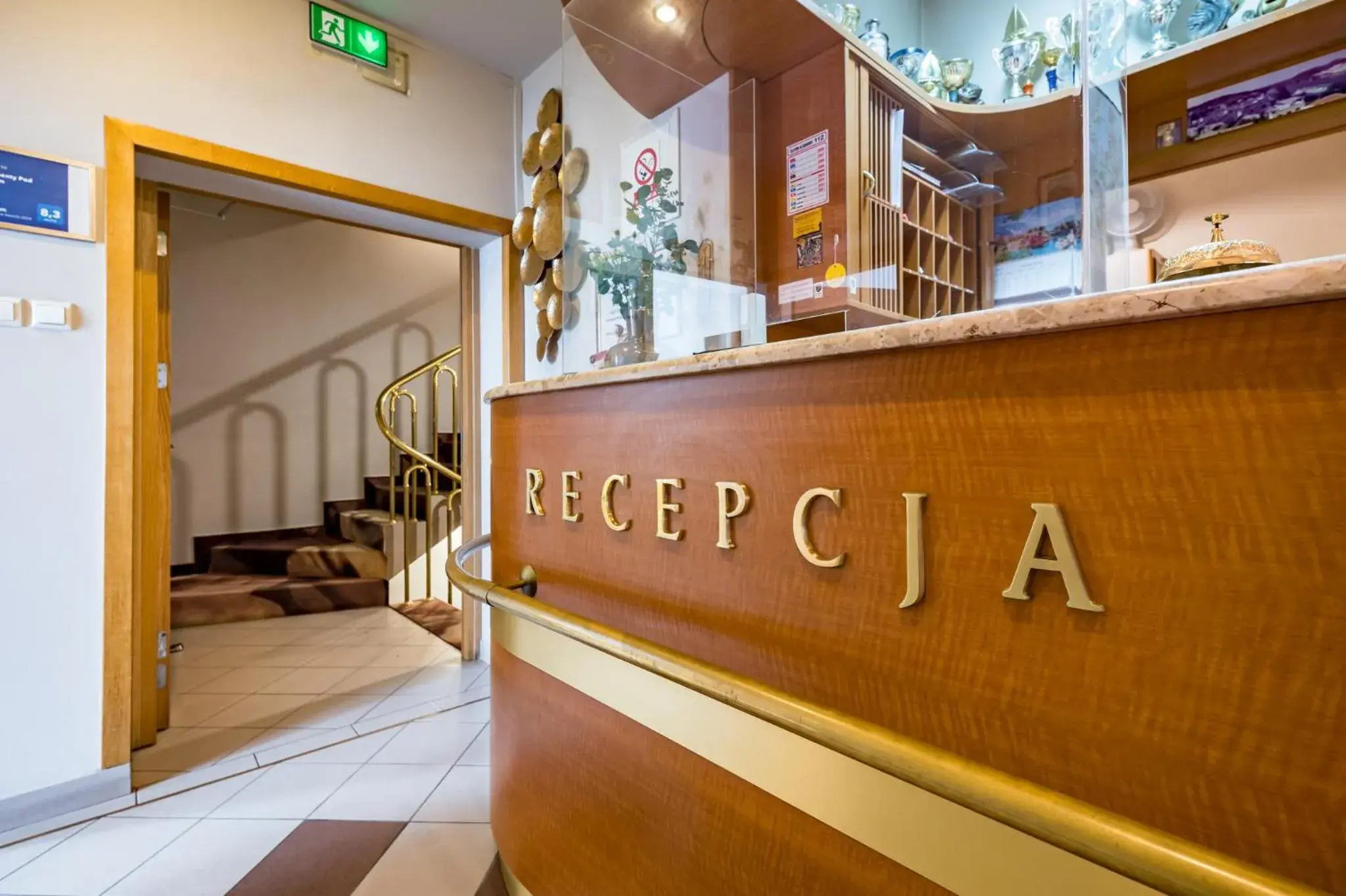 Pod Ratuszem Pod Ratuszem