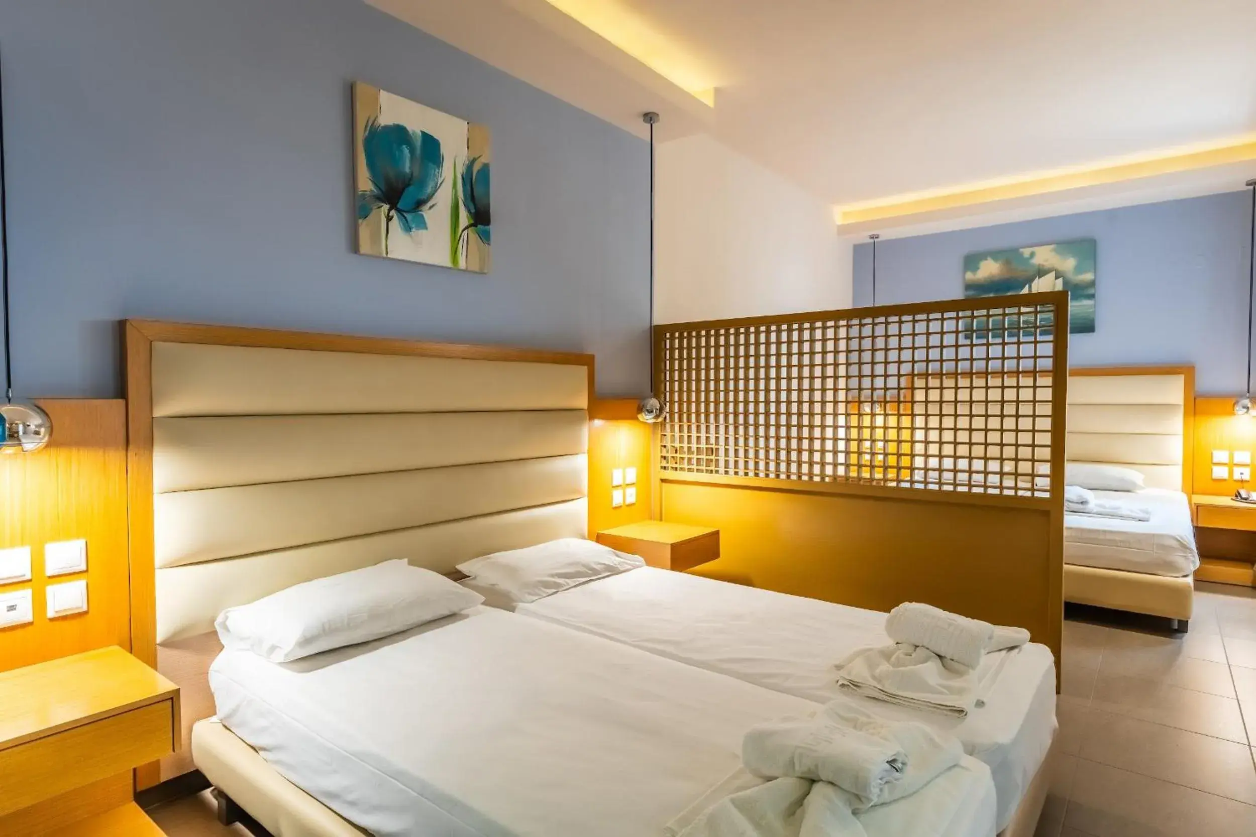 Quadruple Room in Pantheon Hotel Quadruple Room in Pantheon Hotel