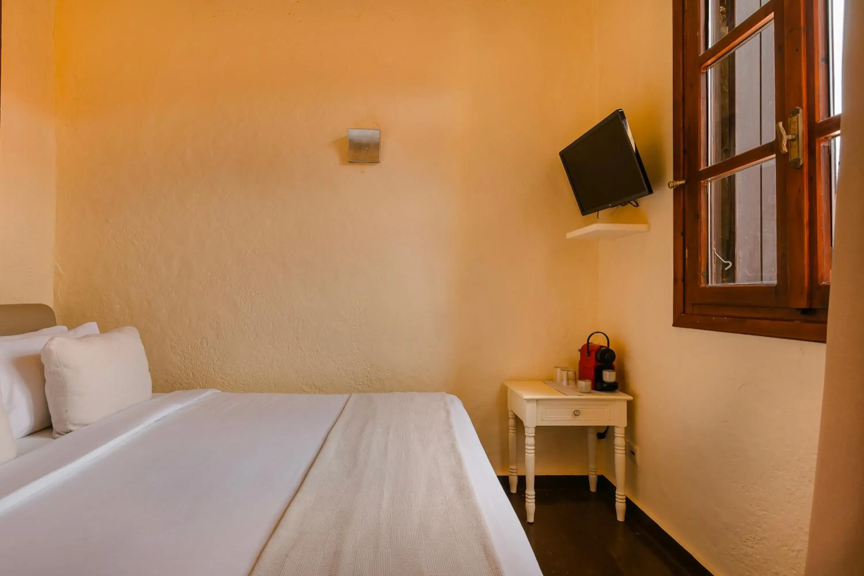 Double Room for Single Use - single occupancy in Alcanea Boutique Hotel Double Room for Single Use - single occupancy in Alcanea Boutique Hotel