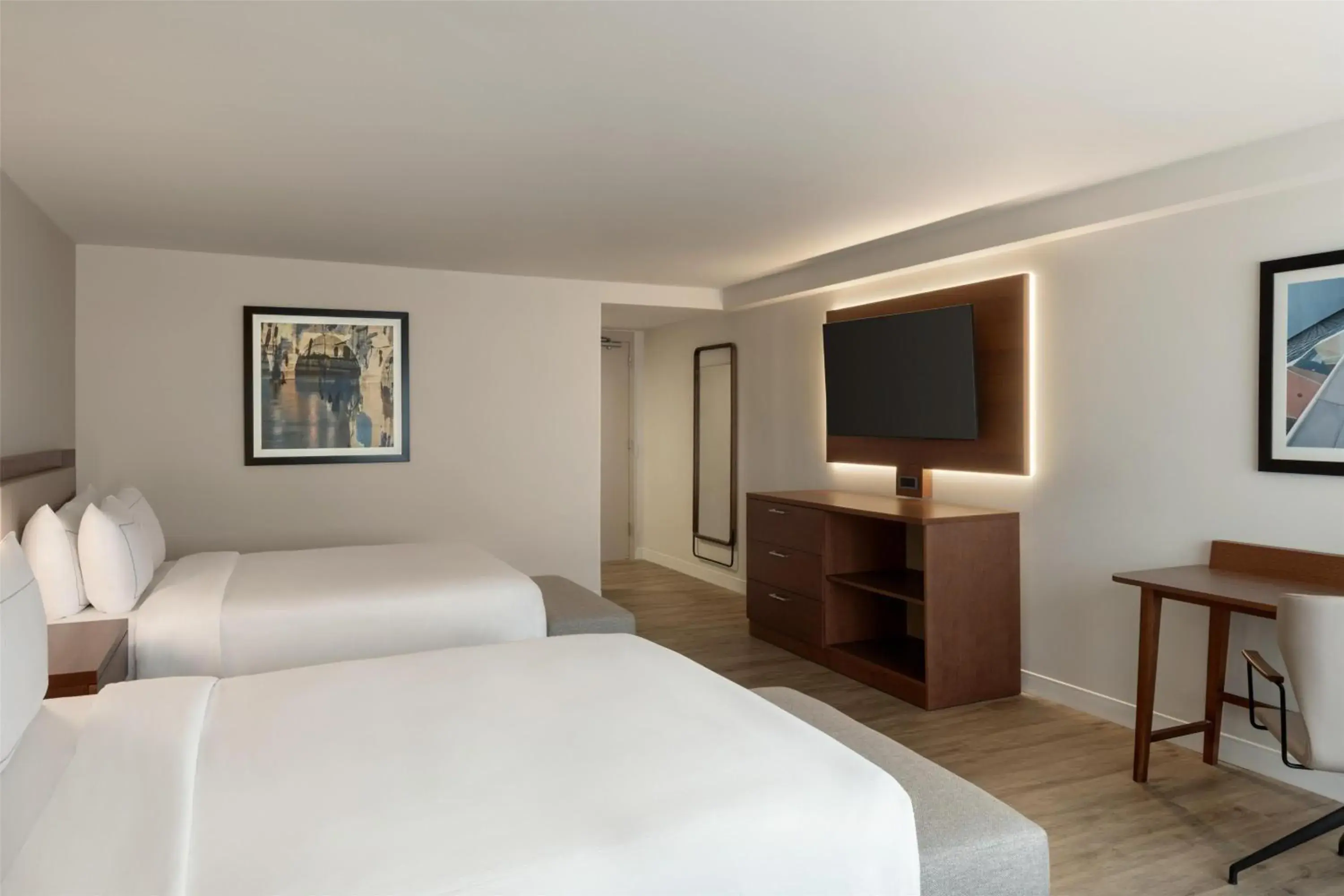 Superior Double Room with Two Double Beds in DoubleTree by Hilton Bloomington Minneapolis South Superior Double Room with Two Double Beds in DoubleTree by Hilton Bloomington Minneapolis South