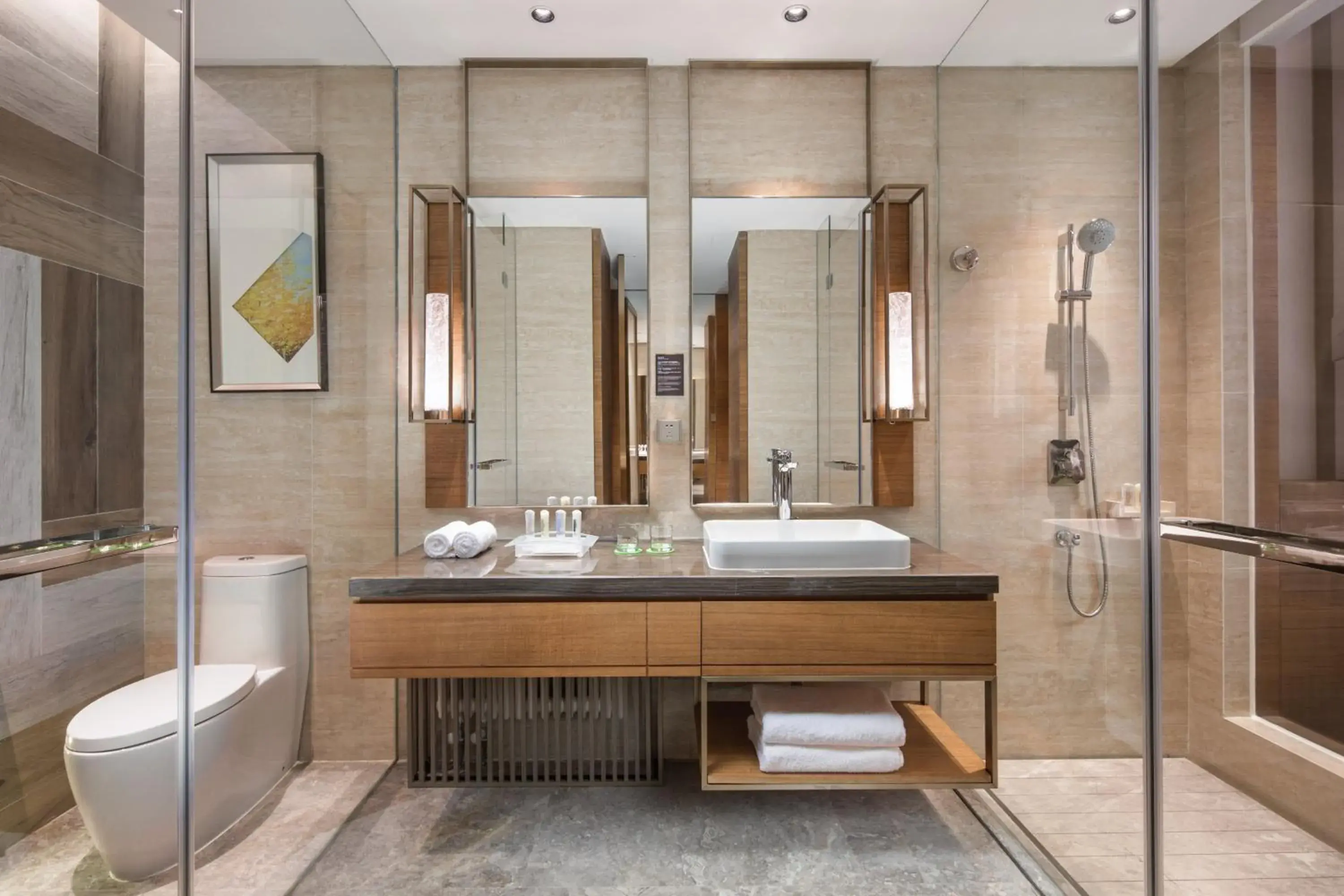 Standard Twin Room in Holiday Inn Resort Zhangjiakou Chongli, an IHG Hotel Standard Twin Room in Holiday Inn Resort Zhangjiakou Chongli, an IHG Hotel