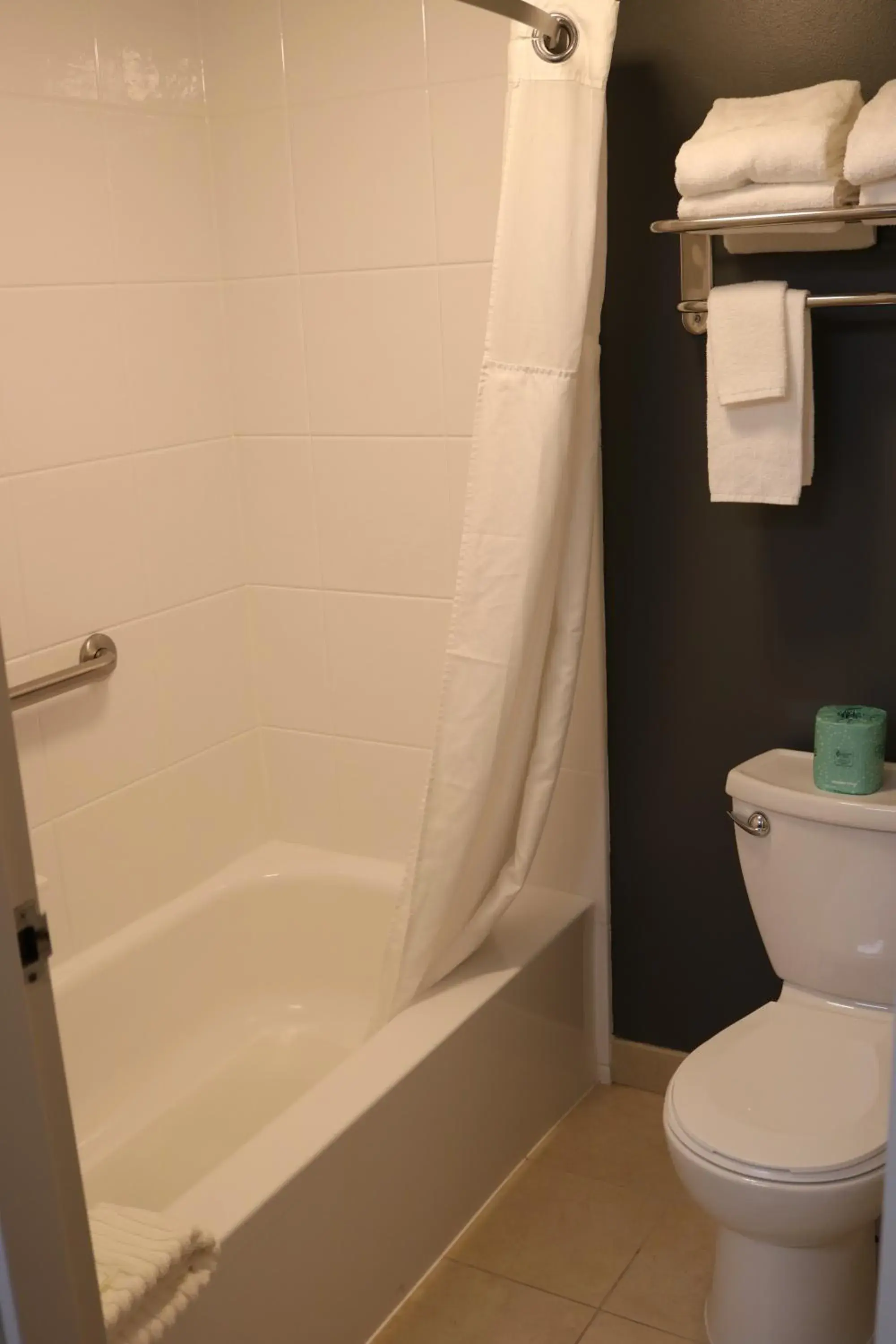 King Suite - Non Smoking/Pet Friendly in Quality Inn Bangor Airport King Suite - Non Smoking/Pet Friendly in Quality Inn Bangor Airport