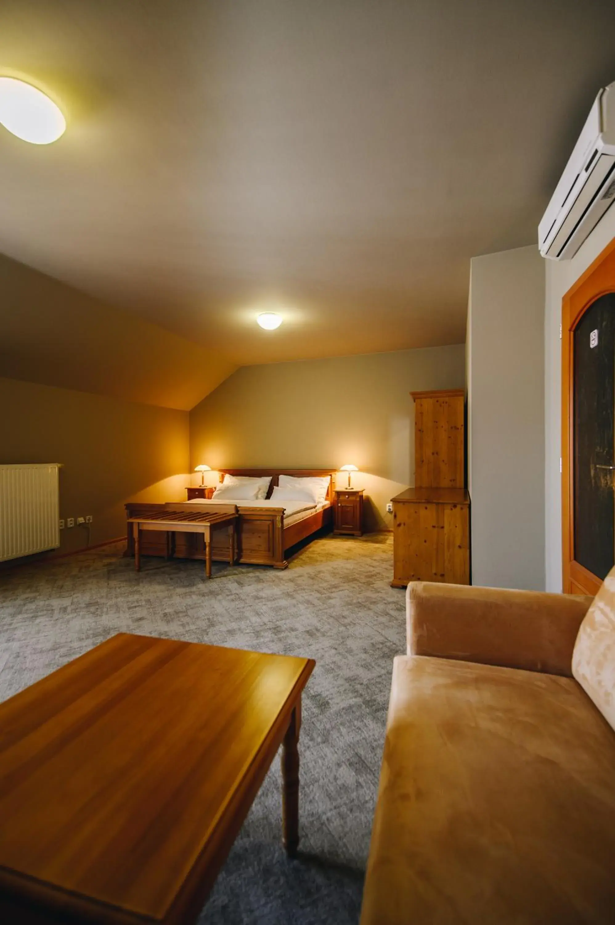 Apartment with Balcony in Kounický dvůr Apartment with Balcony in Kounický dvůr