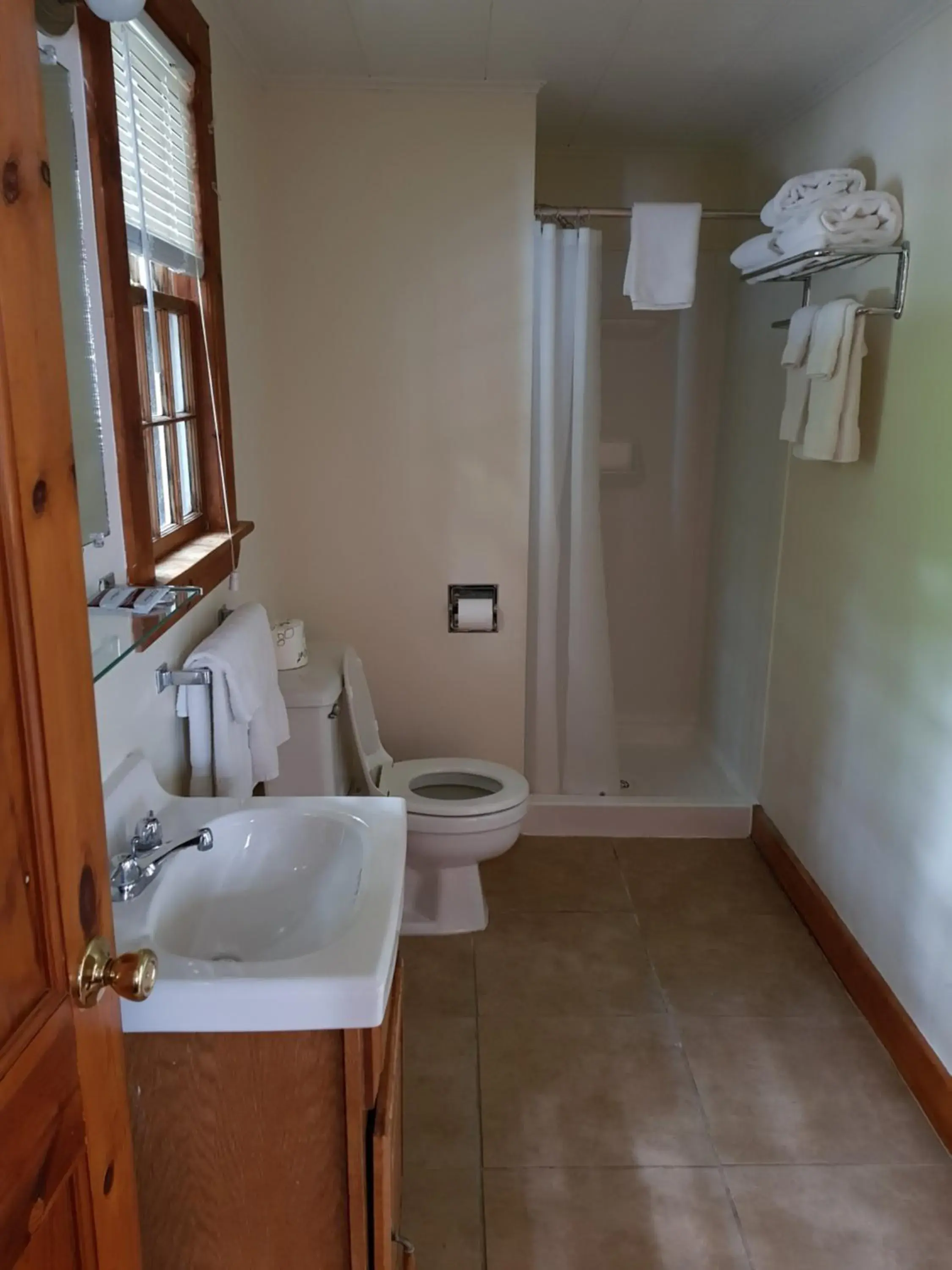 Cottage (4 Adults) in Franconia Notch Motel Cottage (4 Adults) in Franconia Notch Motel