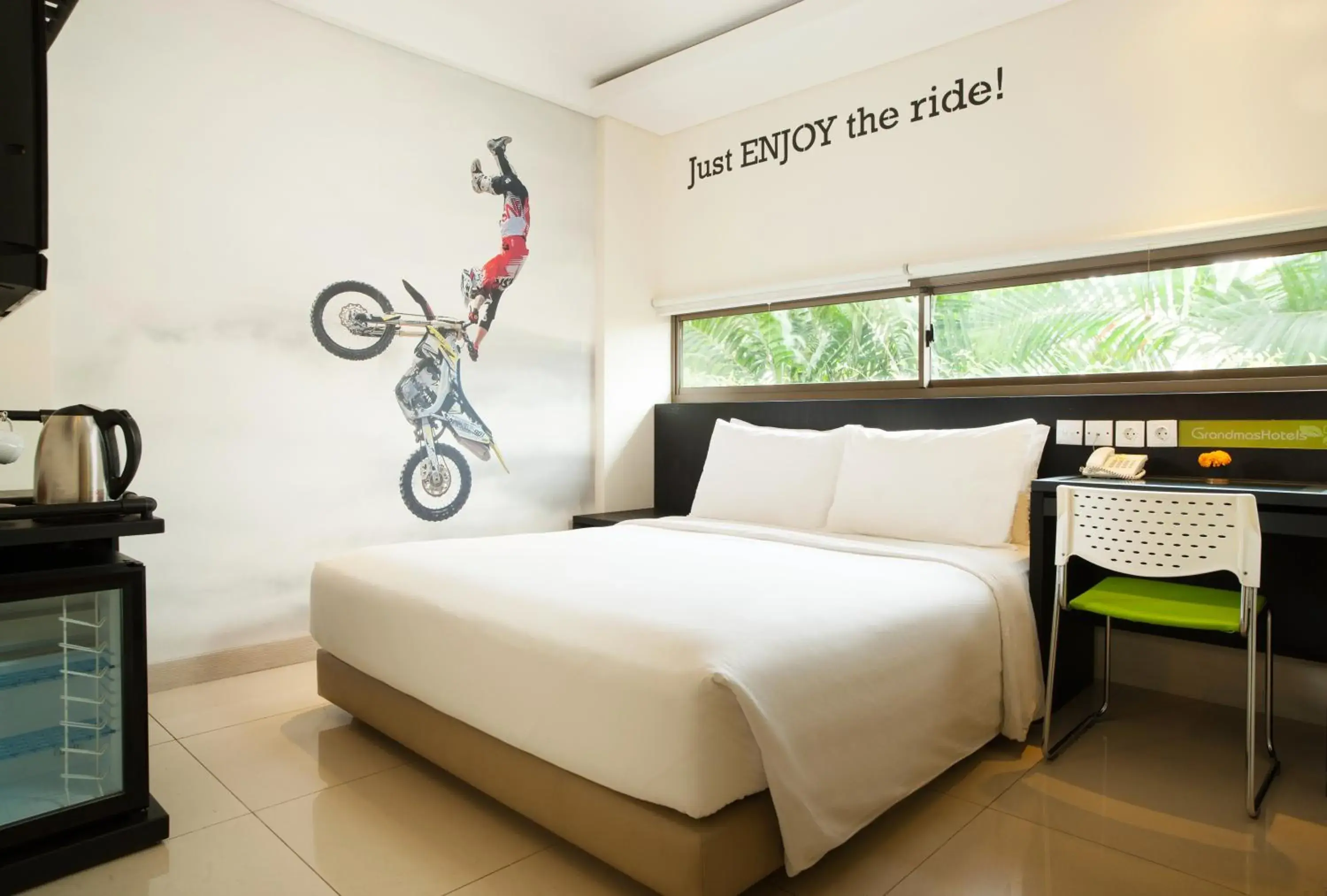 Cozy Double or Twin Room in Grandmas Plus Hotel Seminyak Cozy Double or Twin Room in Grandmas Plus Hotel Seminyak