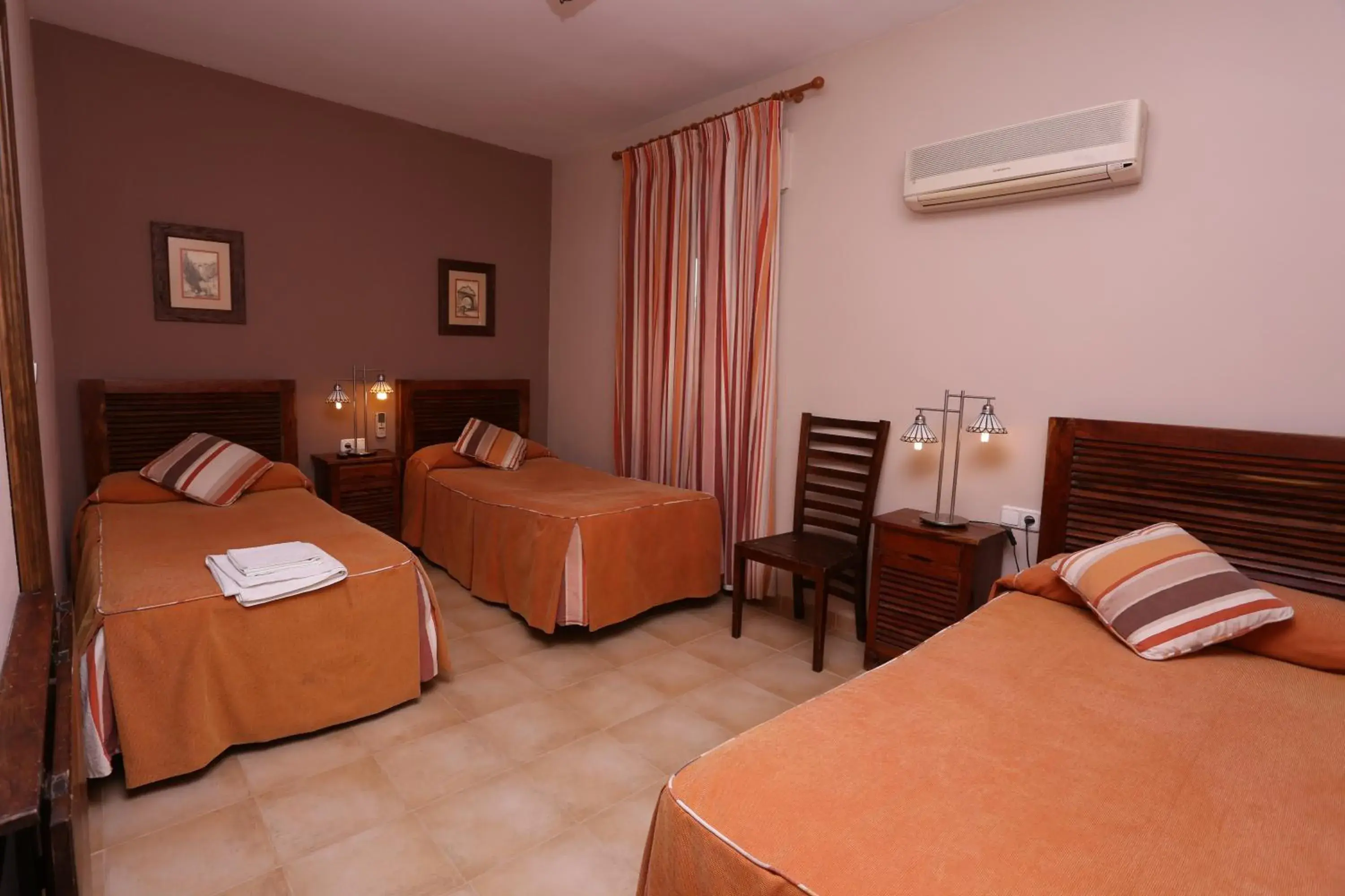 Triple Room in Hotel Andalucia Triple Room in Hotel Andalucia