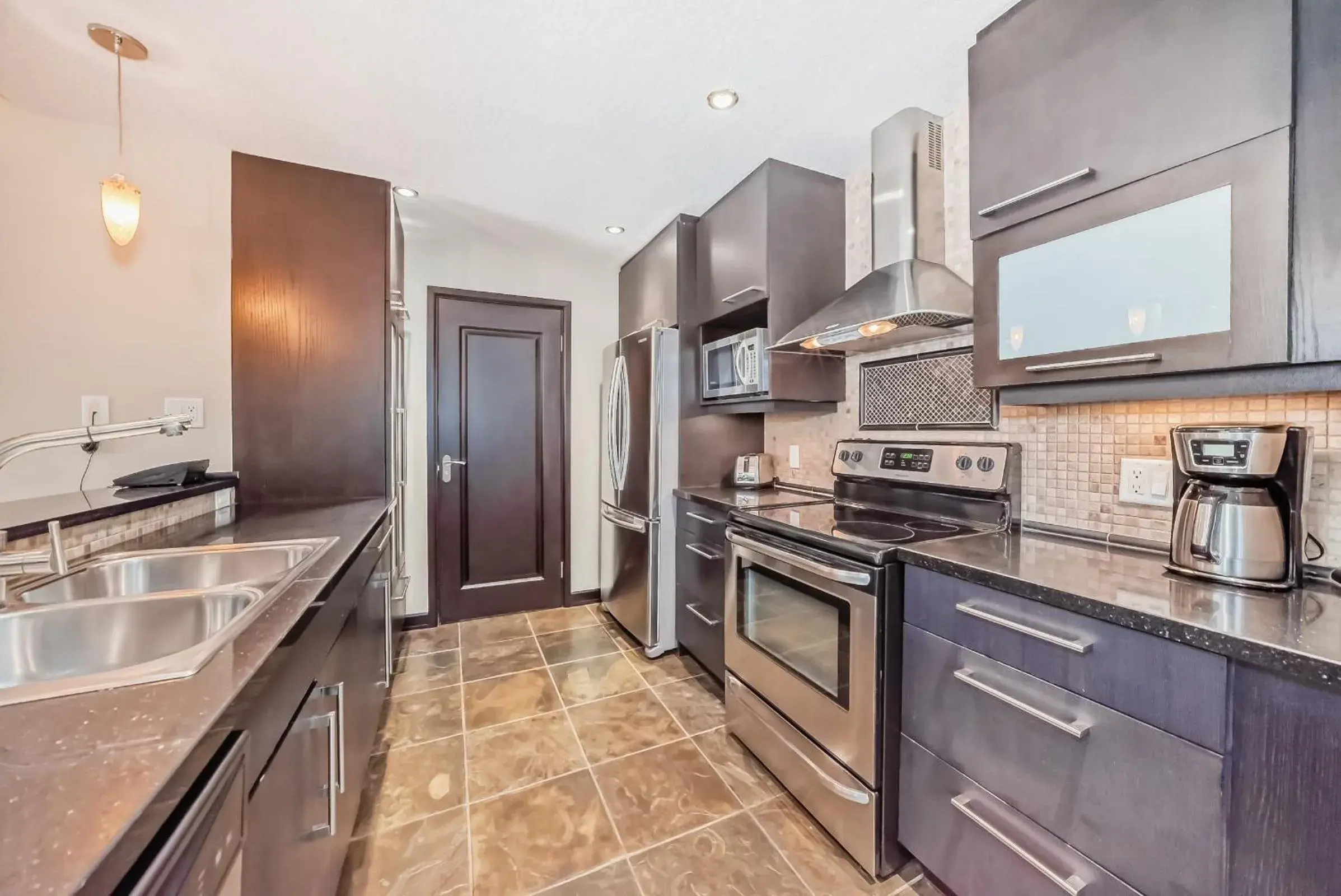 Two-Bedroom Suite Pet Friendly in Copper Point Resort Two-Bedroom Suite Pet Friendly in Copper Point Resort