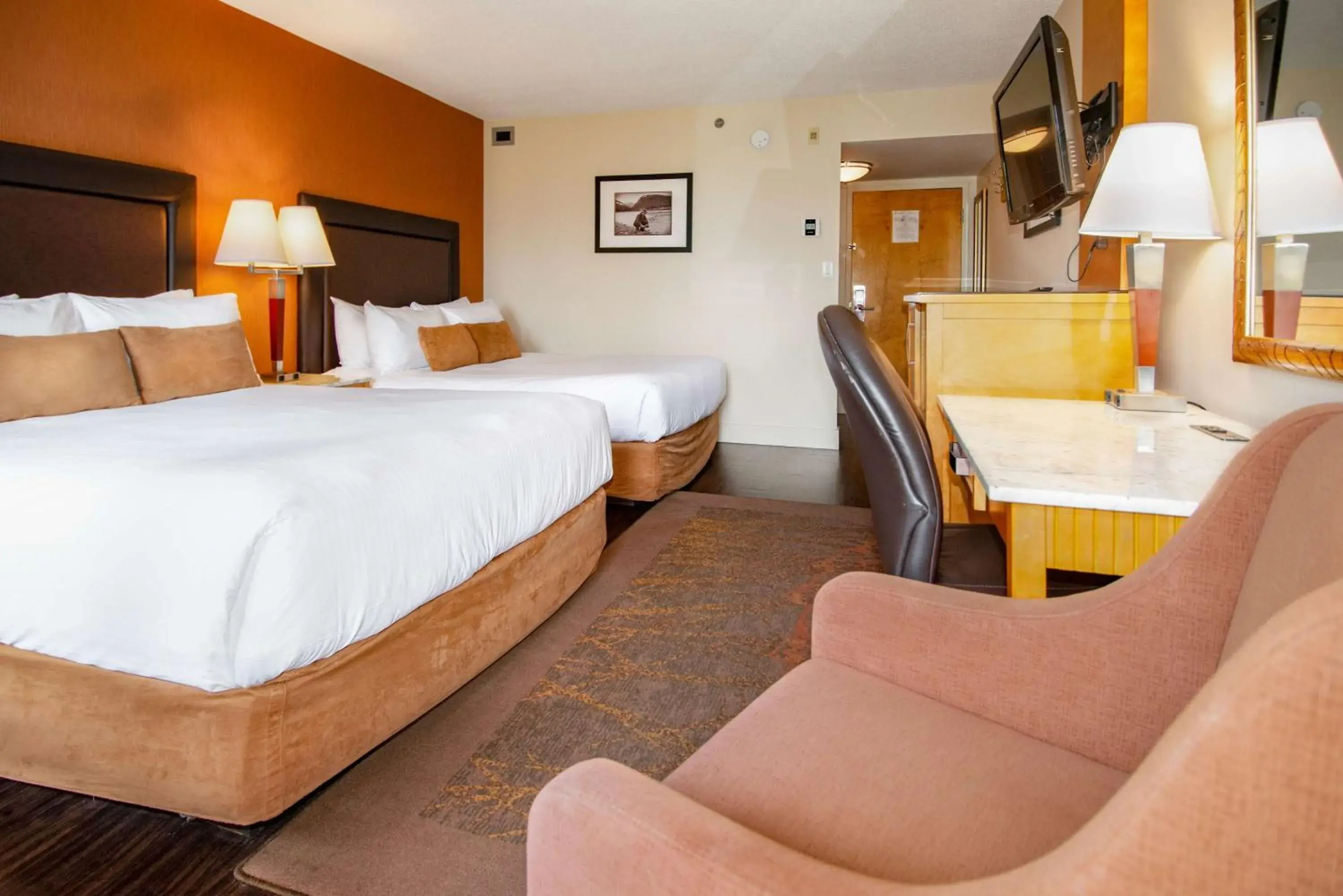 Coast Queen with Balcony in Coast Hillcrest Hotel Coast Queen with Balcony in Coast Hillcrest Hotel