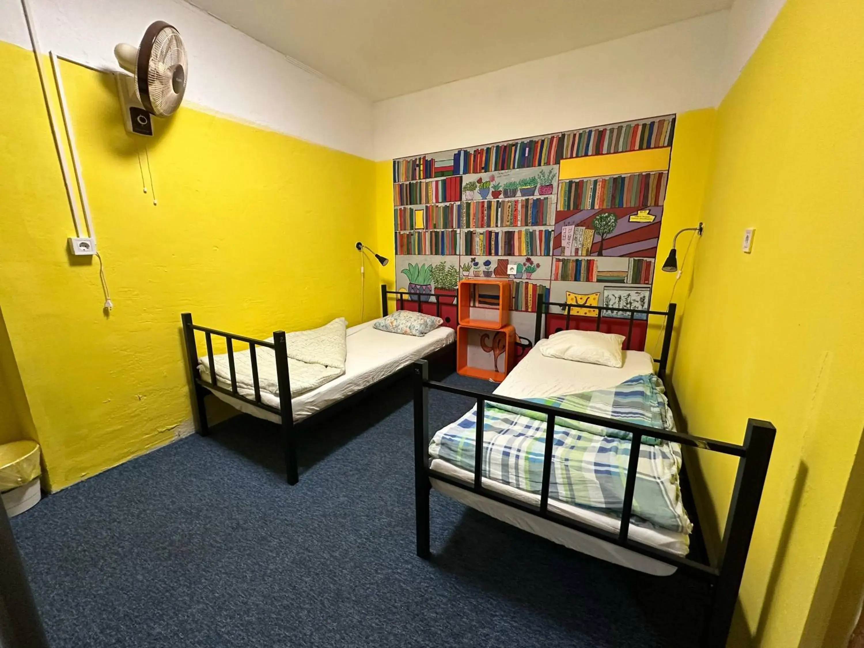 Bed in 4-Bed Mixed Dormitory Room in Baroque Hostel & Coworking Bed in 4-Bed Mixed Dormitory Room in Baroque Hostel & Coworking