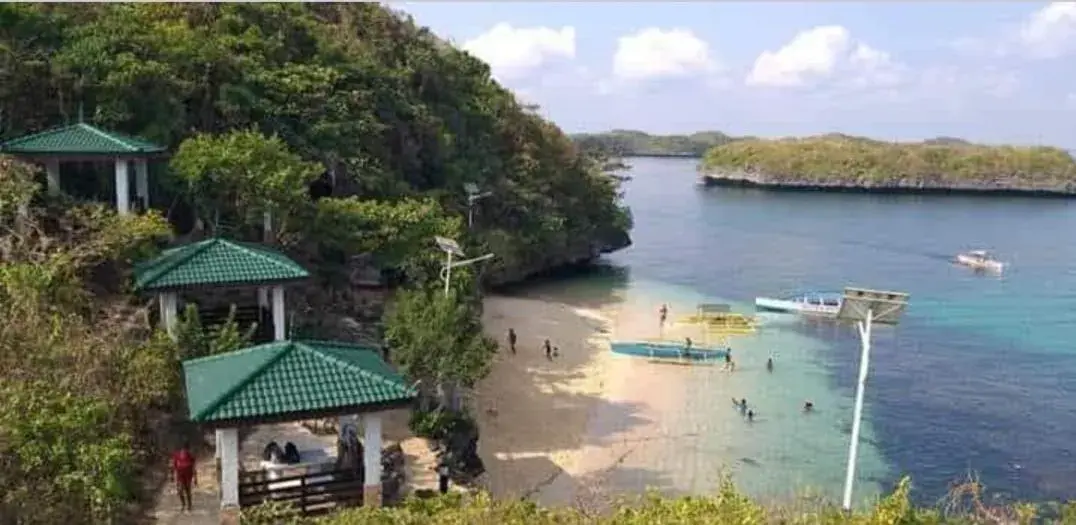 Deluxe Double Room in Carribean Transient House Deluxe Double Room in Carribean Transient House