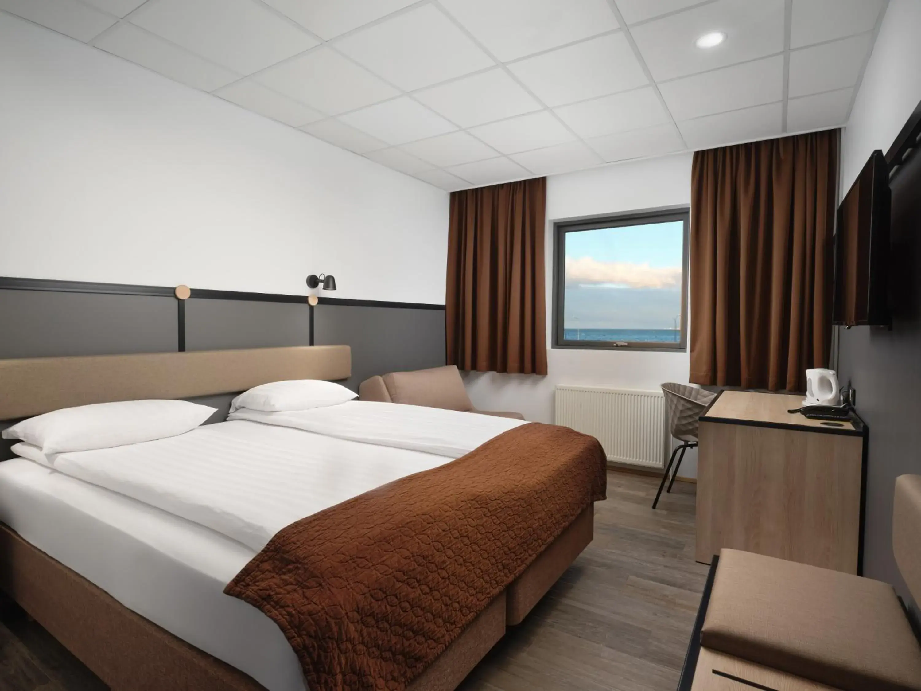 Superior Double or Twin Room in Hotel Cabin Superior Double or Twin Room in Hotel Cabin